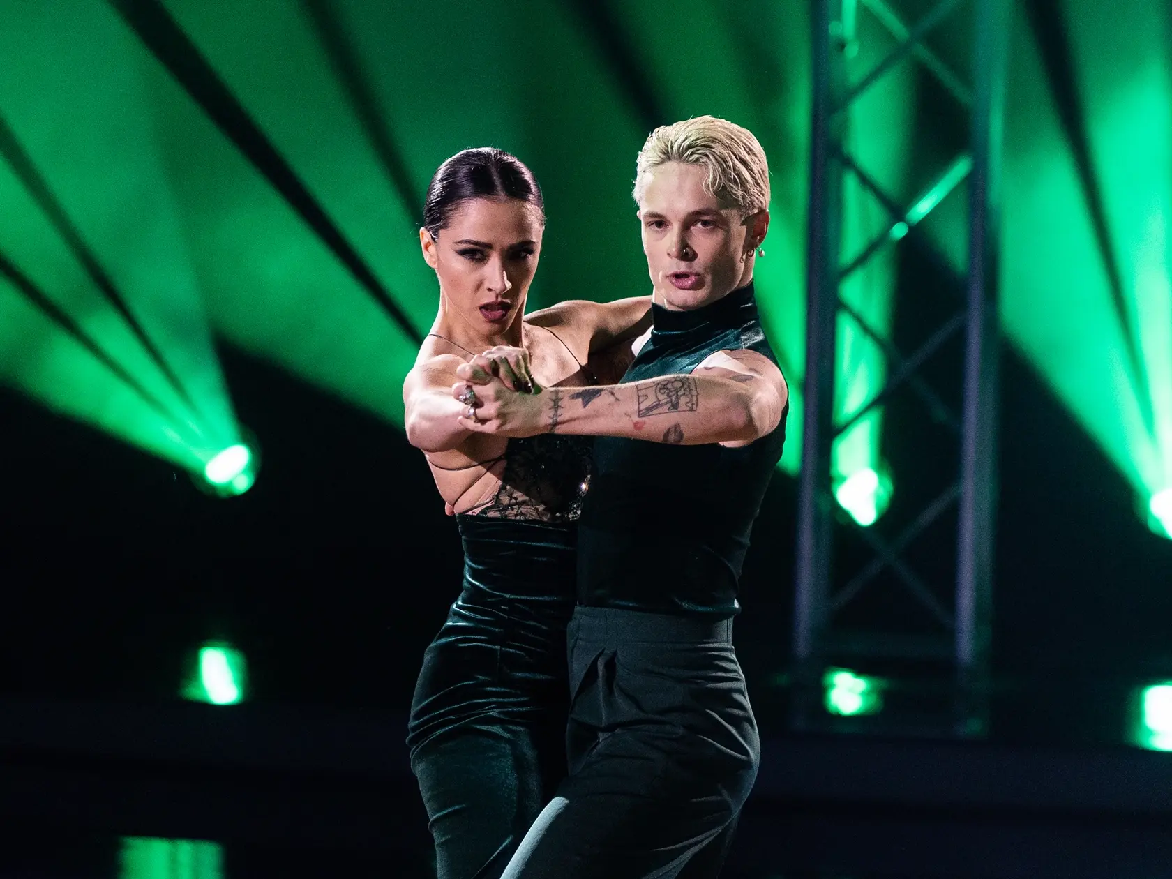 Na snímke Eva Burešová a Matyáš Adamec počas šiesteho kola Let's dance 2025.