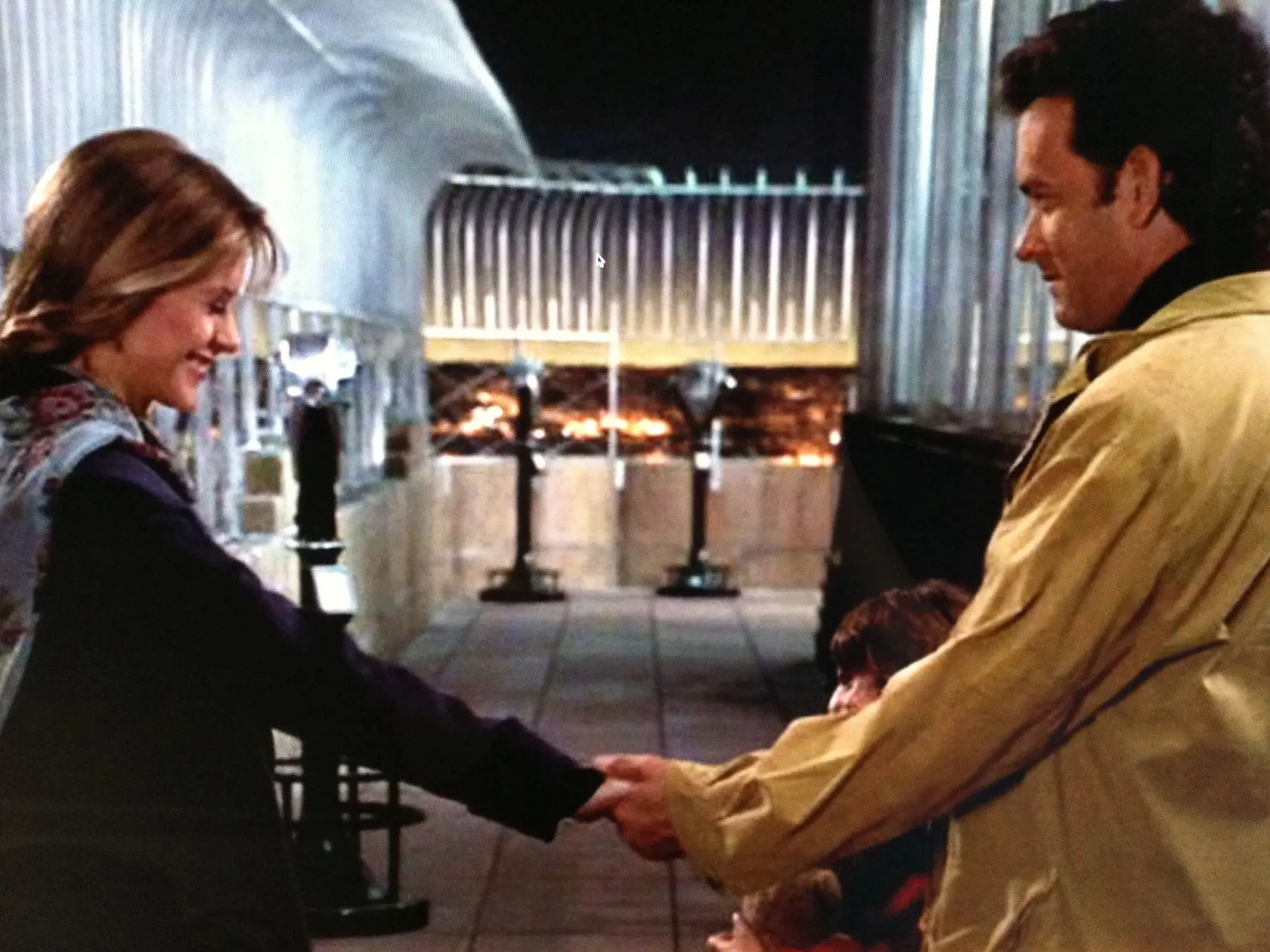 Tom Hanks a Meg Ryan v romantickom filme Bezsenné noci v Seattli. 
