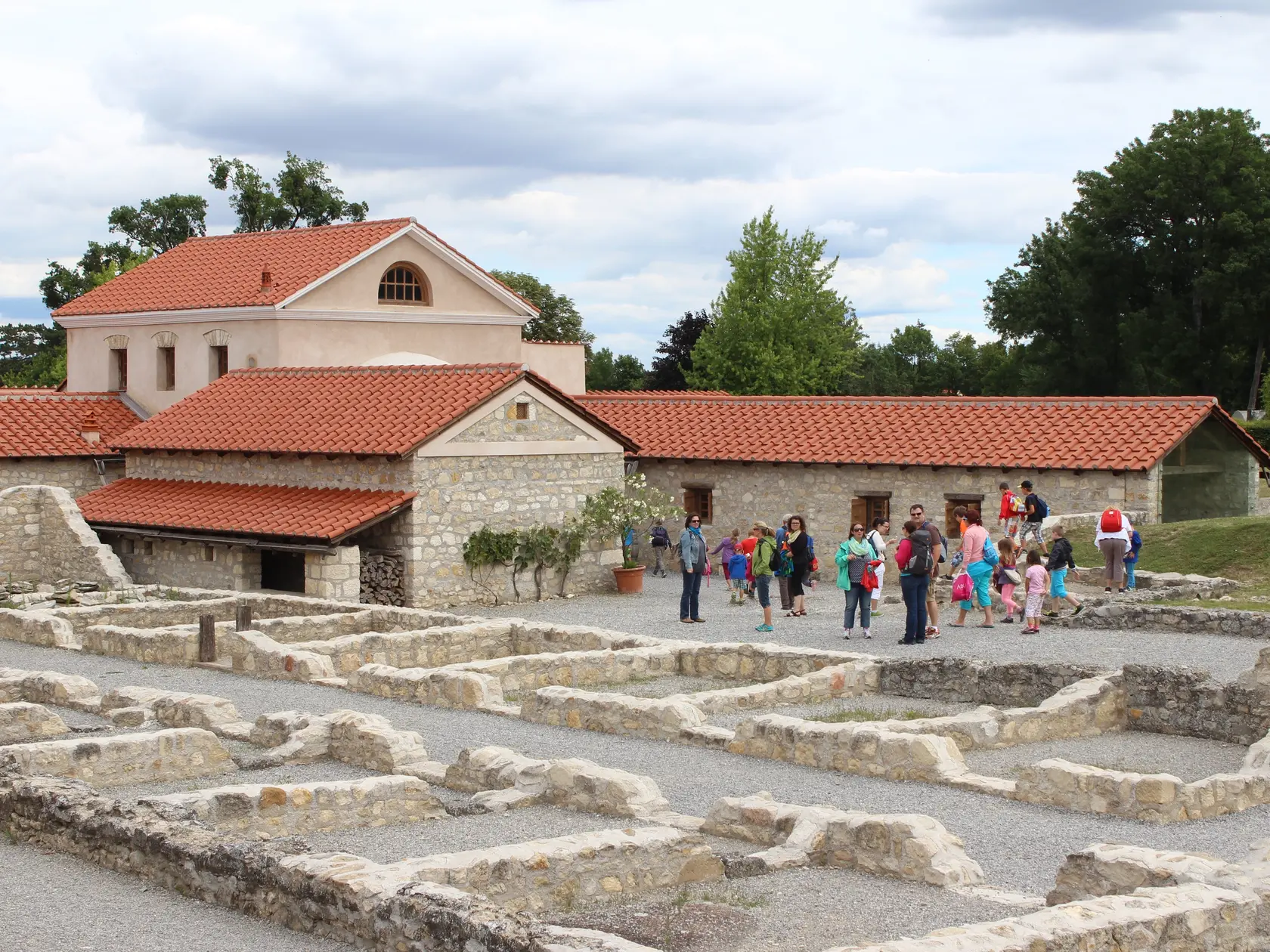 Dnes je Carnuntum unikátnym archeologickým parkom, kde sa vrátiš o 1800 rokov späť v zrekonštruovaných domoch