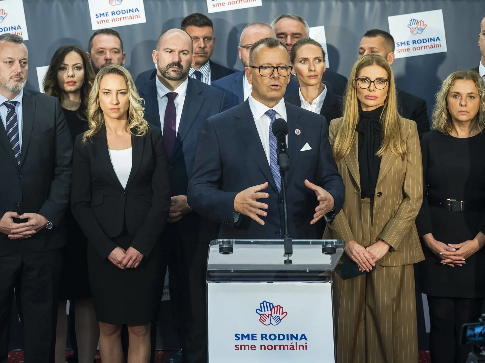 „So Smerom nejdem. Asi sa musím aj šiestykrát dostať do parlamentu a ukázať, že so Smerom nejdem,“ vyhlásil Boris Kollár po sneme.  FOTO TASR - Jaroslav Novák