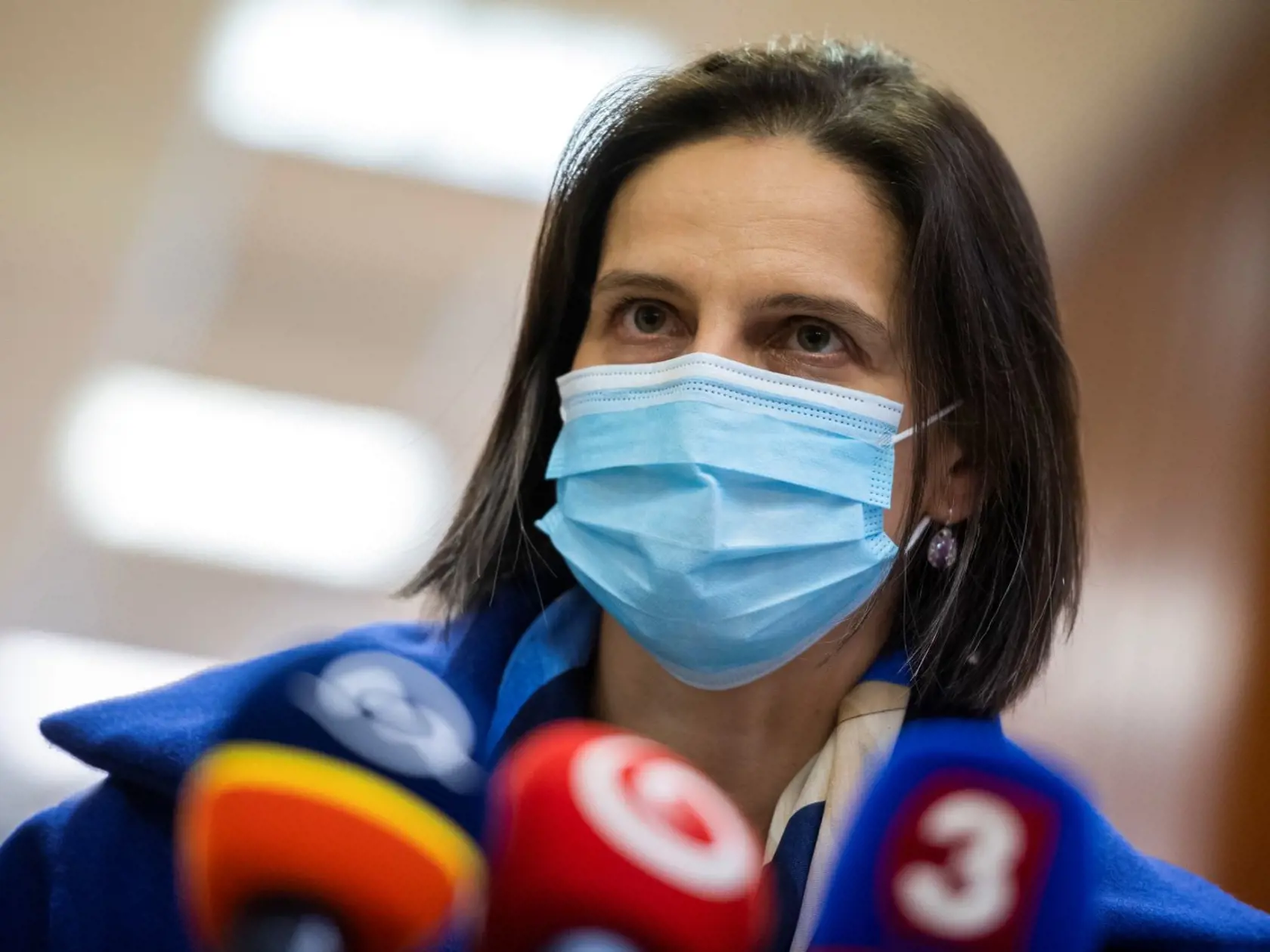 Na snímke ministerka spravodlivosti SR Mária Kolíková (Za ľudí) poskytuje rozhovor po rokovaní 67. schôdze vlády SR v Bratislave 15. januára 2021.