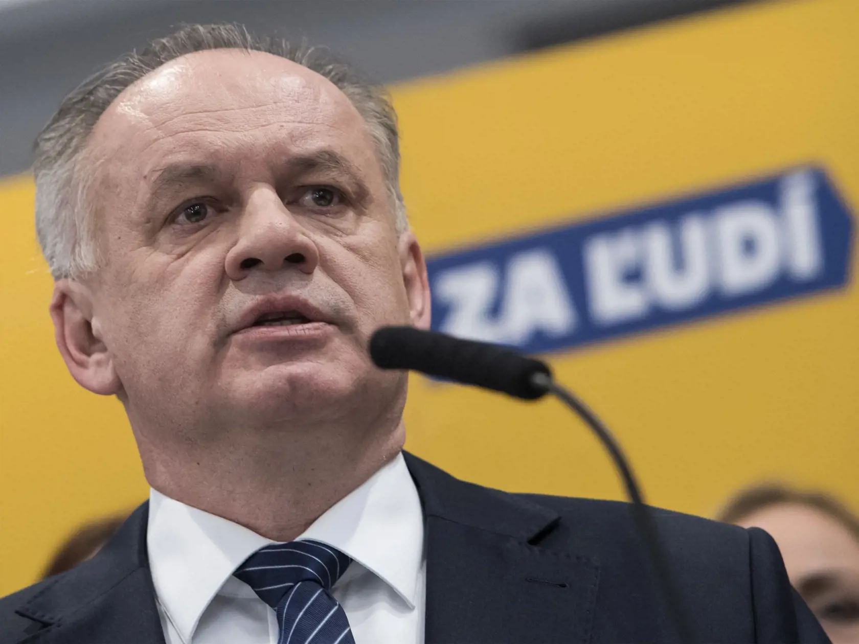 Na snímke vtedajší predseda strany Za ľudí Andrej Kiska počas tlačovej konferencie po predsedníctve strany 5. marca 2020 v Bratislave. FOTO TASR - Martin Baumann