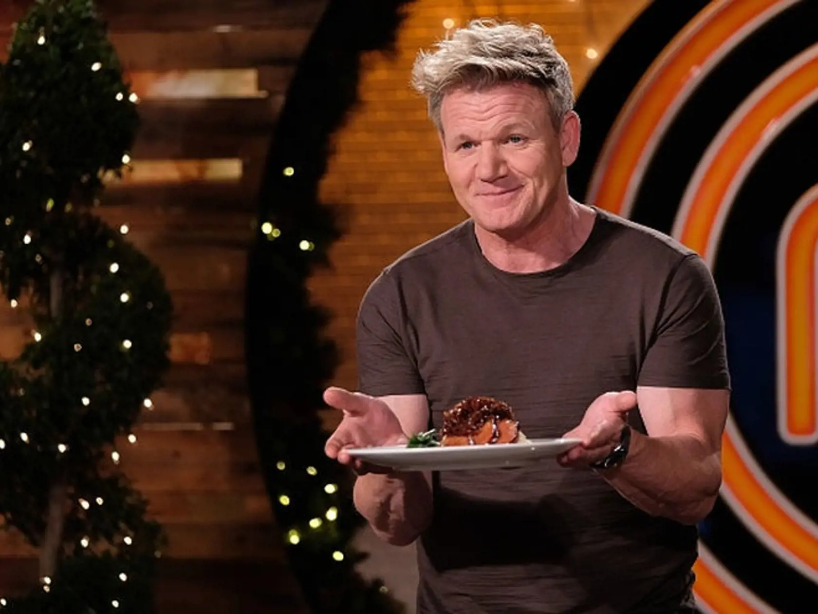 MASTERCHEF JUNIOR: CELEBRITY SHOWDOWN: Chef Gordon Ramsay and chef Aarón Sánchez invite celebrities, their kids and some fan-favorite alumni into the MASTERCHEF JUNIOR kitchen, where theyll show off their culinary skills for charity, airing Thanksgiving night, Thursday, Nov. 22 (8:00-10:00 PM ET/PT) on FOX. (Photo by FOX Image Collection via Getty Images) 