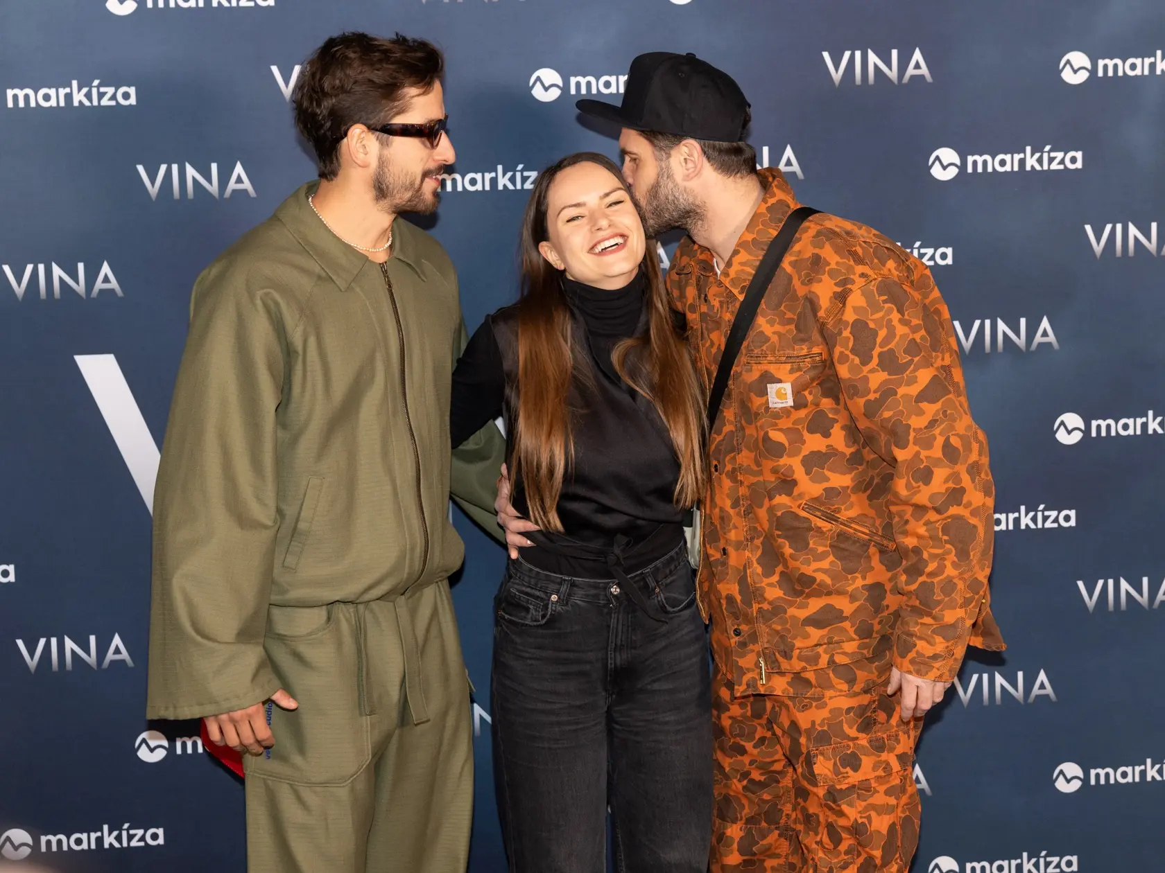 Premiéra seriálu Vina. Na snímke Jakub Jablonský, Kristína Kanátová a Ján Dobrík.