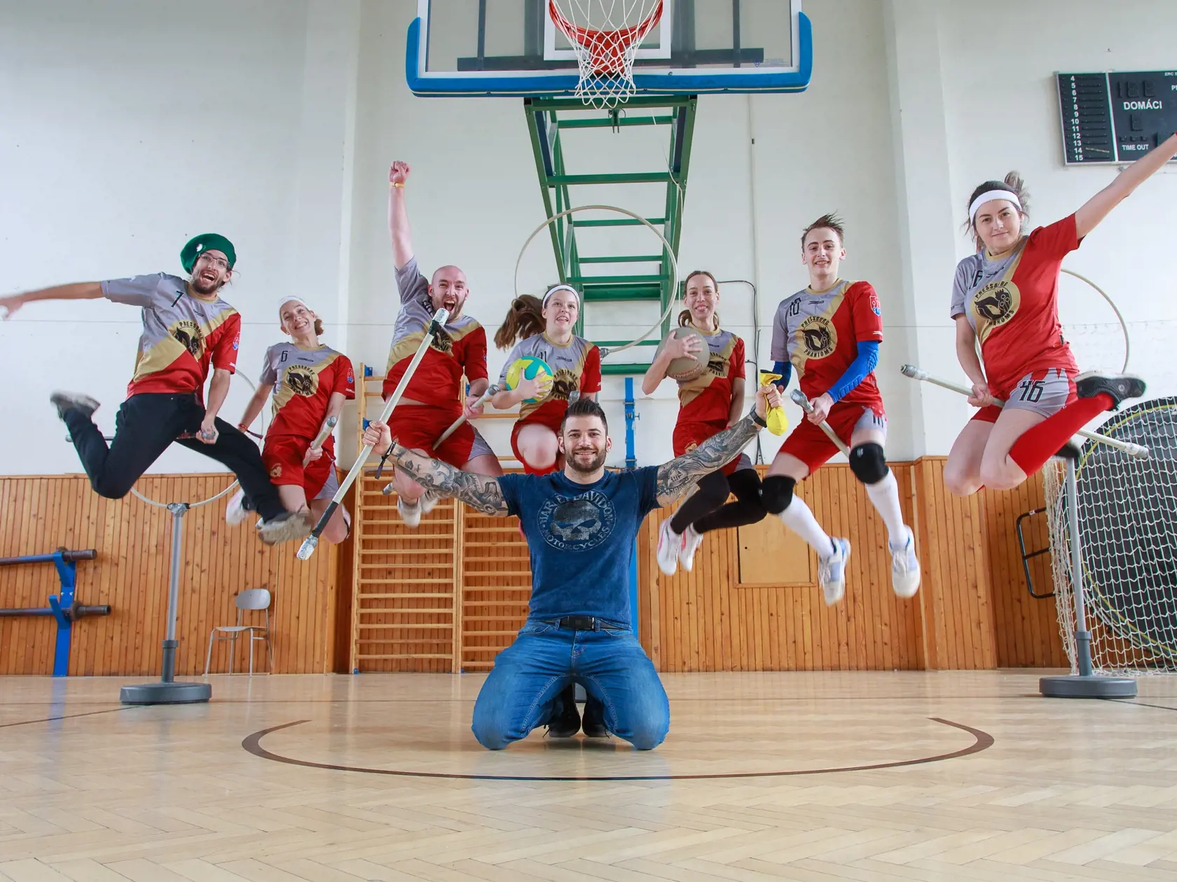 Yanevski si na SlavCone zahral metlobal aj s oficiálnym bratislavským metlobalovým družstvom Pressburg Phantoms.
