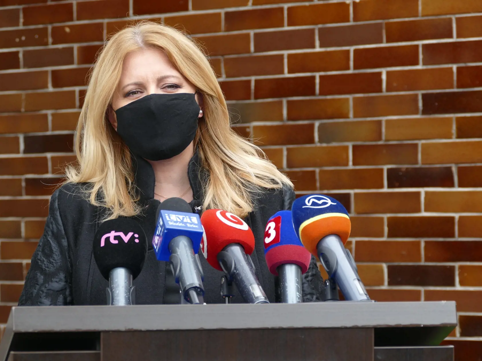 Na snímke prezidentka SR Zuzana Čaputová počas navštevy Univerzitnej nemocnice v Martine 19. októbra 2020. FOTO TASR - Erika Ďurčová
