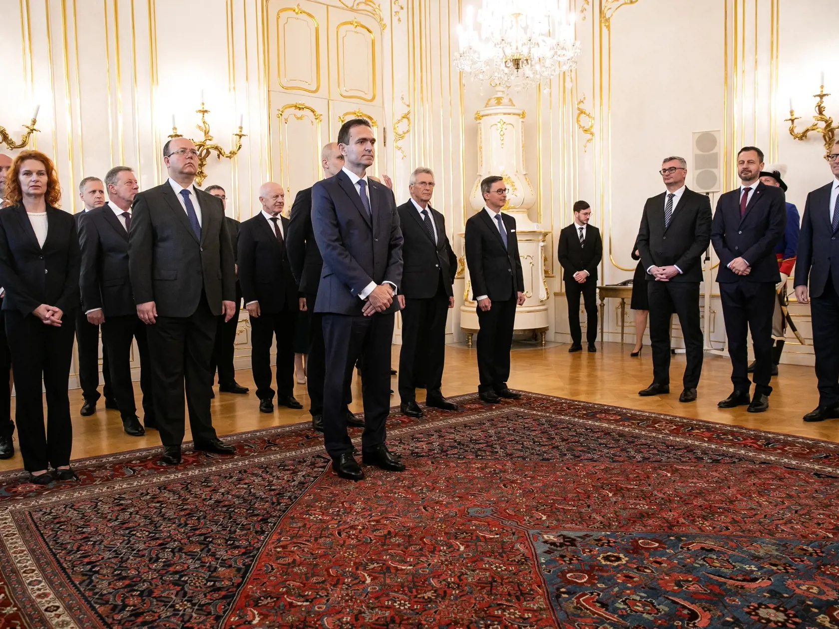 Prezidentka Zuzana Čaputová vymenovala novú vládu, ktorej premiérom je Ľudovít Ódor.