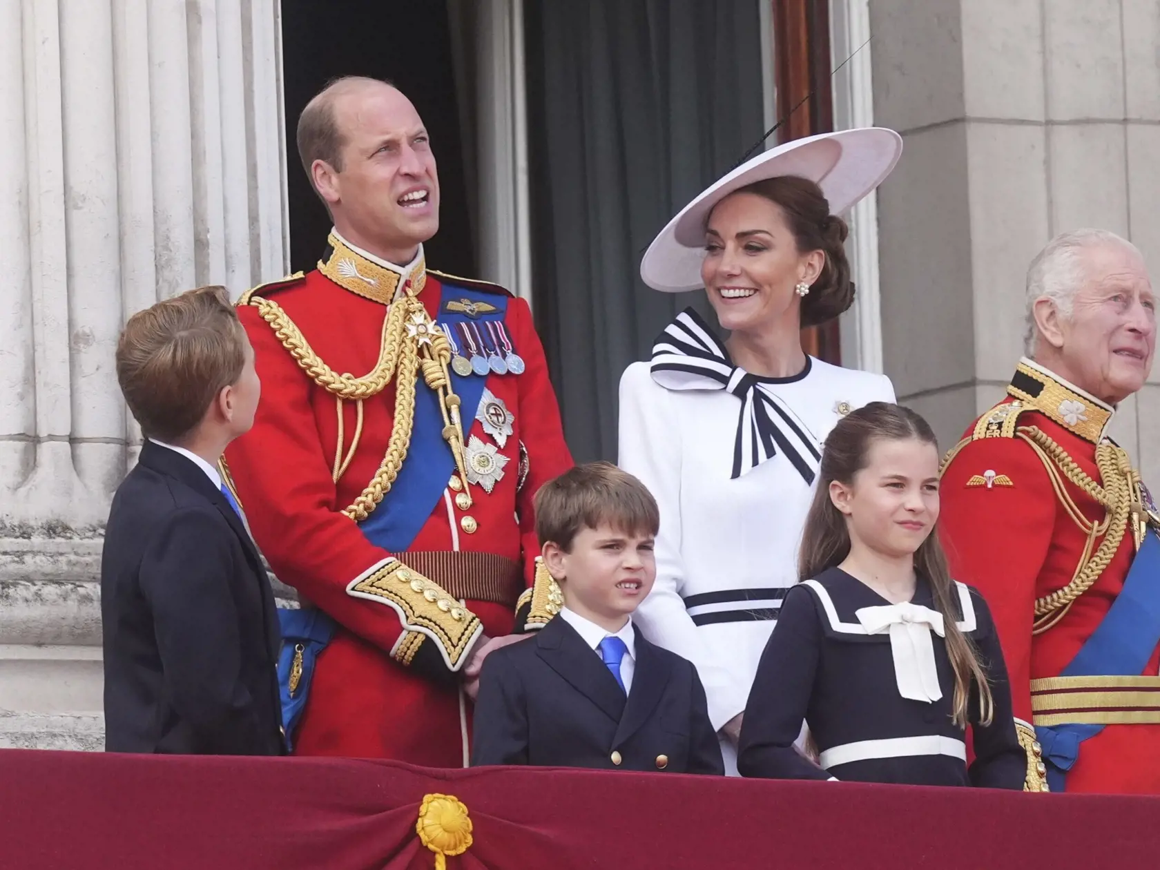 Princezná Kate so svojimi najmilovanejšími na balkóne Buckhinghamského paláca
