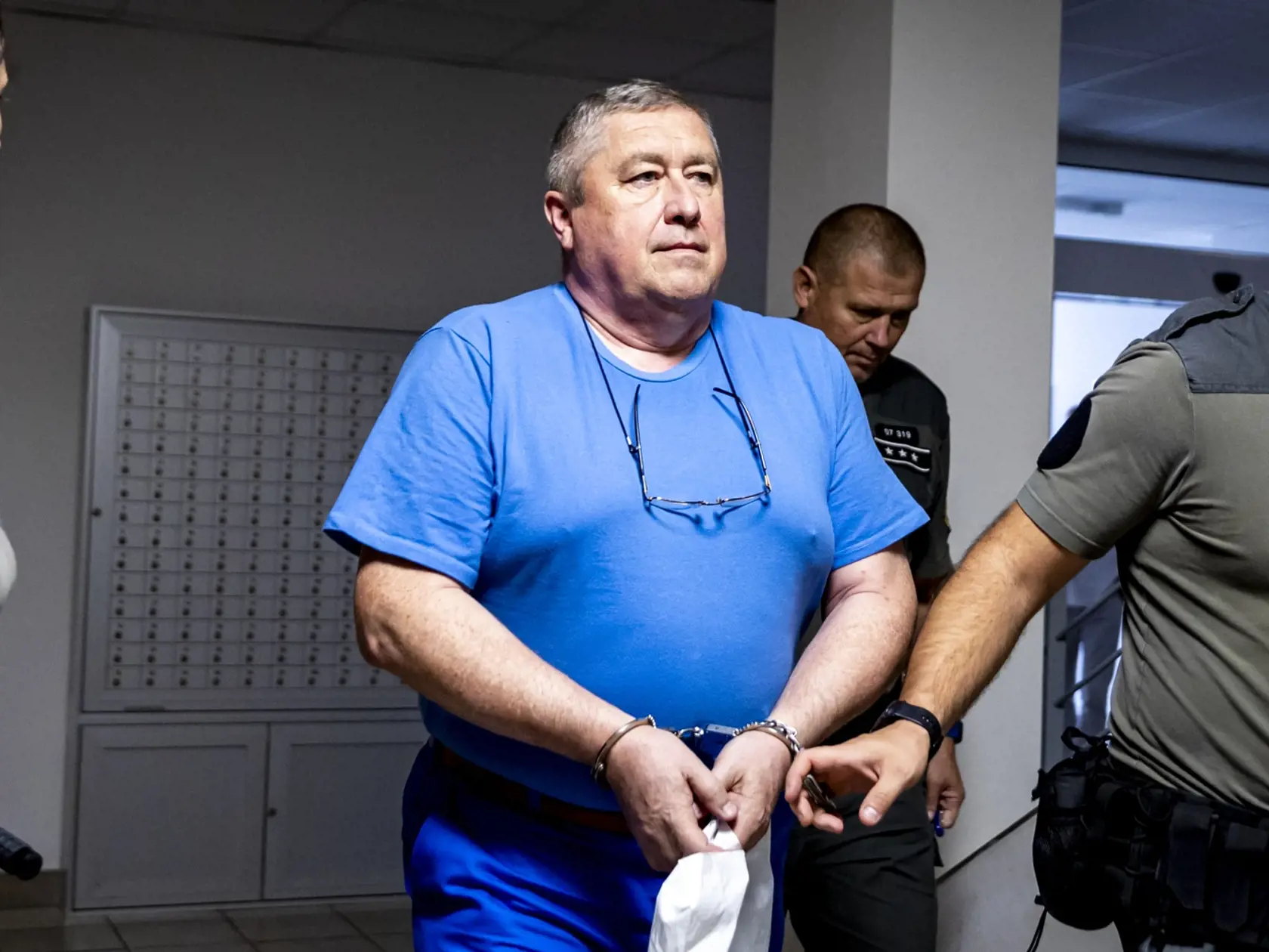 Na snímke je obžalovaný Dušan Kováčik počas súdneho procesu, kde je spoluobžalovaný Peter Košč. 