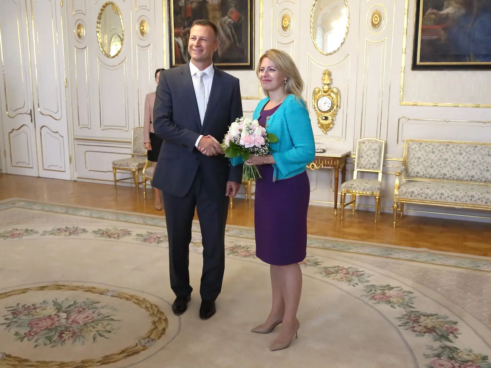 Stretnutie prezidentky SR Zuzany Čaputovej s exministrom Spravodlivosti Gáborom Gálom v Prezidenskom paláci.