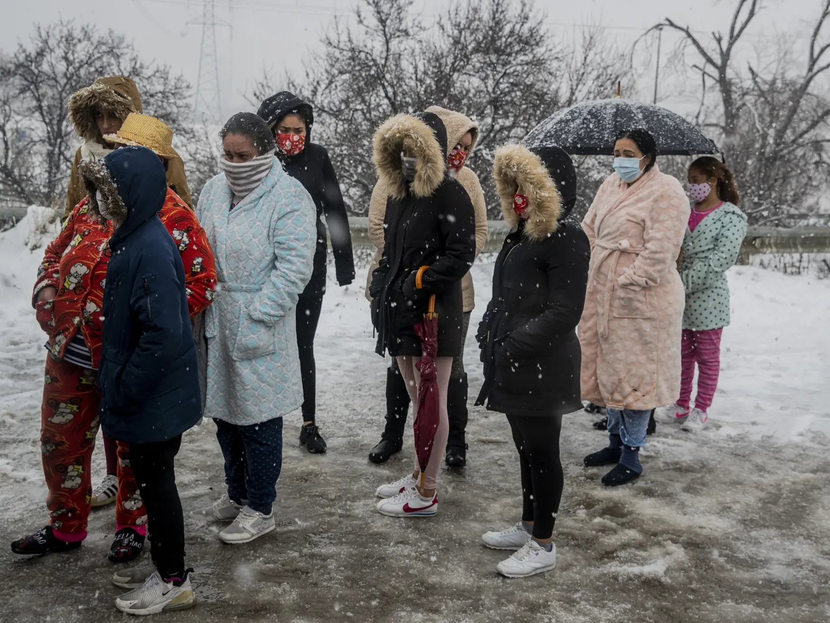 Do kategórie materiálnej deprivácie aktuálne spadá vyše 430-tisíc Slovákov, ktorí si nemôže dovoliť auto, telefón či práčku, majú problém čeliť nečakaným finančným výdavkom alebo si nemôžu dovoliť udržiavať doma primerané teplo. Ilustračné foto