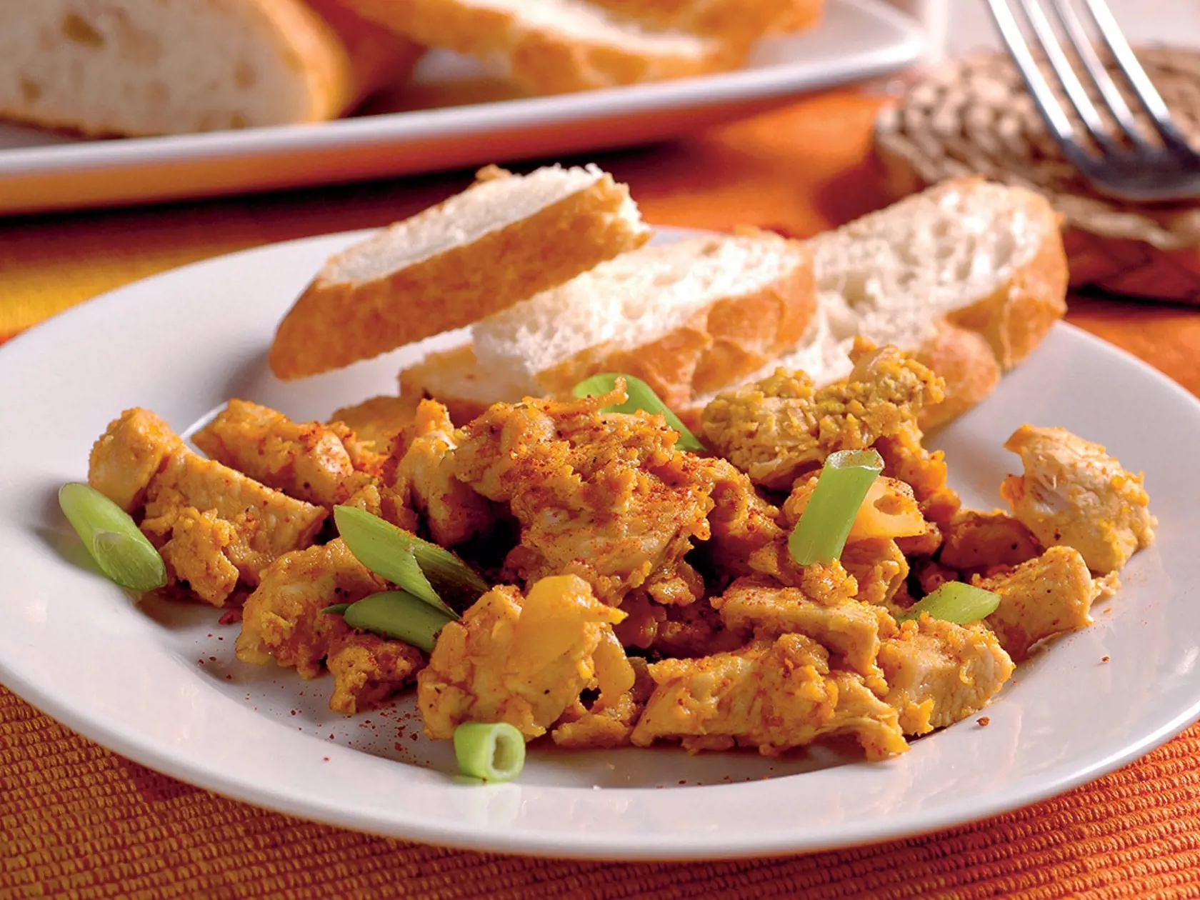 Kuracie mäso s vajcami, recept, chlieb
Foto: Peter Záhradník
Uverejnené: Báječná Žena č. 42/08
pôvodný súbor:kuracie maso s vajcami CITAT.RECEPT.eps