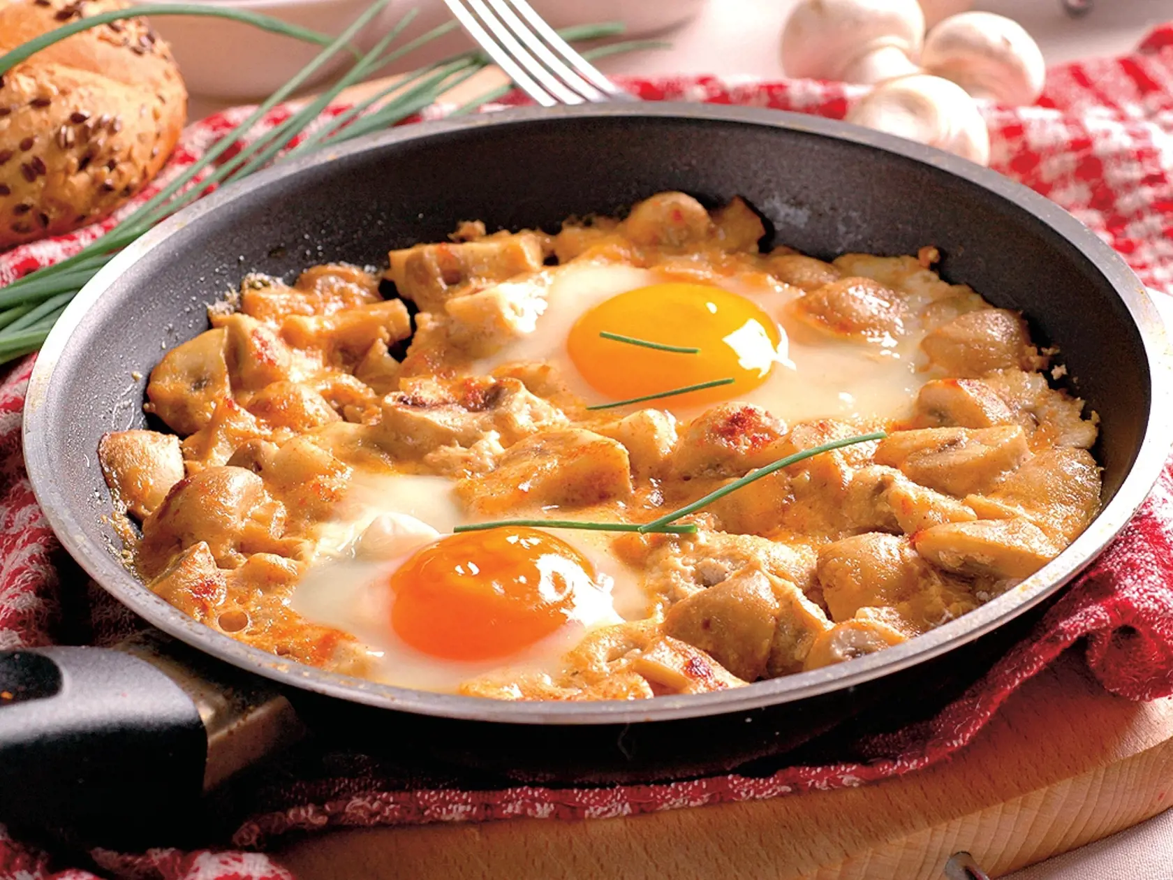 Hubovo-smotanová dobrota, recept, šampiňóny, vajcia
Foto: Peter Záhradník
Uverejnené: Báječná Žena č. 11/09 

pôvodný súbor:hubovo-smotanova dobrota CITAT.RECEPT.eps