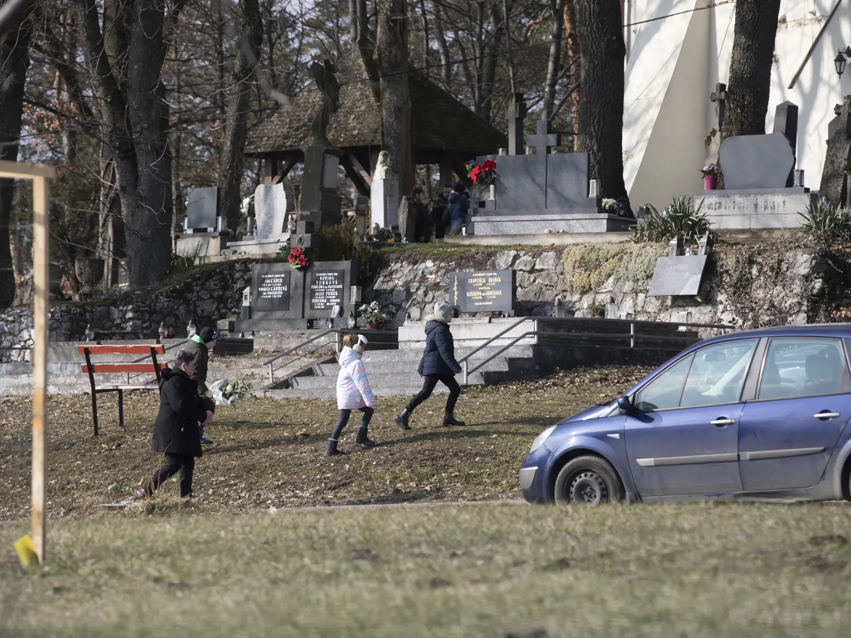 Na snímke je  pohreb 8-ročného tragicky zosnulého chlapca v obci Trstín.