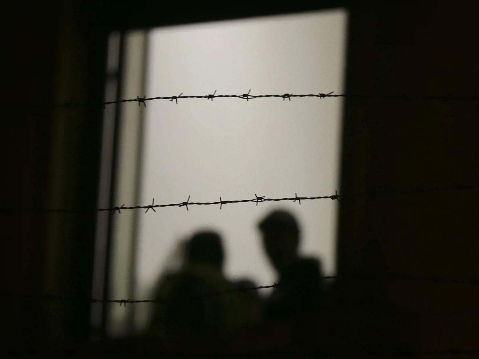 Amnesty International obvinila Taliansko z hrubého zaobchádzania s migrantmi.
