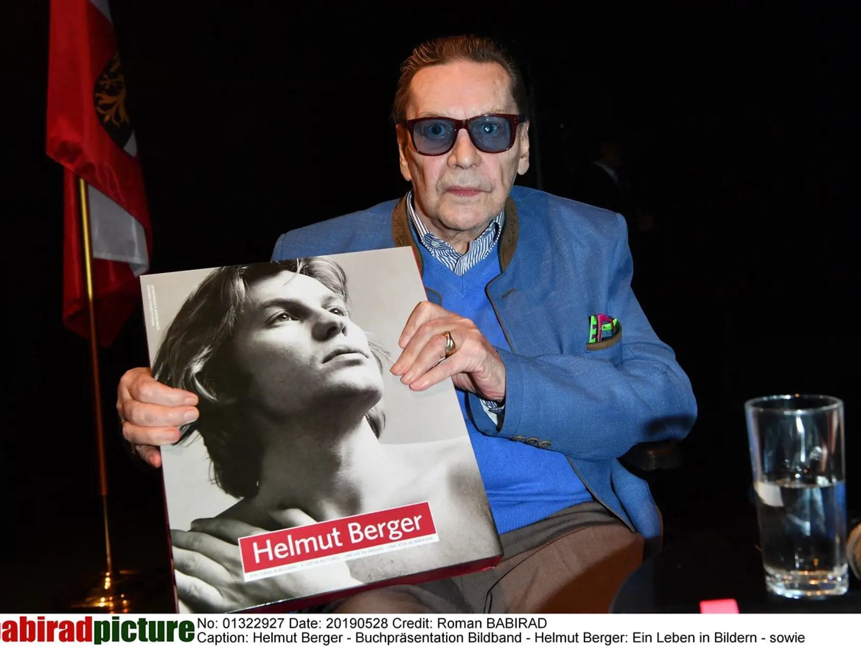 Vo veku 78 rokov zomrel vo štvrtok v Salzburgu rakúsky herec Helmut Berger, ktorý bol v 60. a 70. rokoch hviezdou európskej kinematografie.