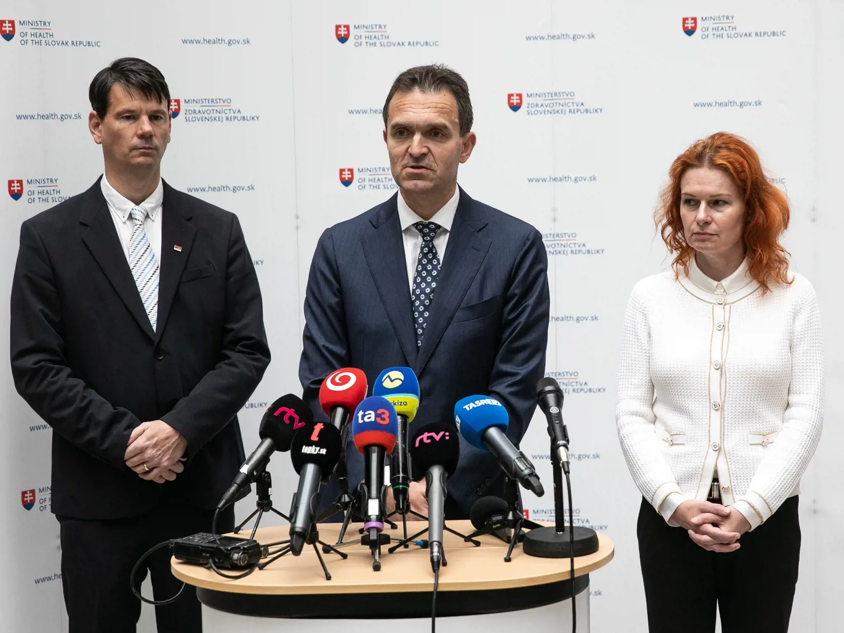 Premiér Ľudovít Ódor na Ministerstve zdravotníctva SR. Na snímke je Ľudovít Ódor.