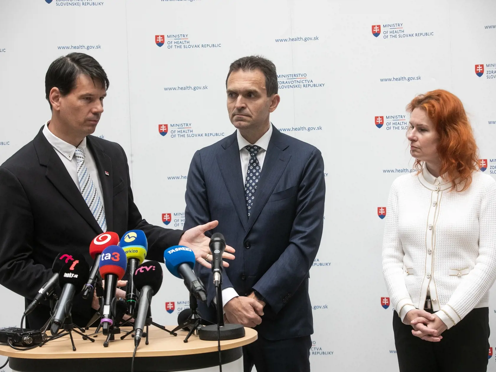 Premiér Ľudovít Ódor na Ministerstve zdravotníctva SR. Na snímke je Ľudovít Ódor.