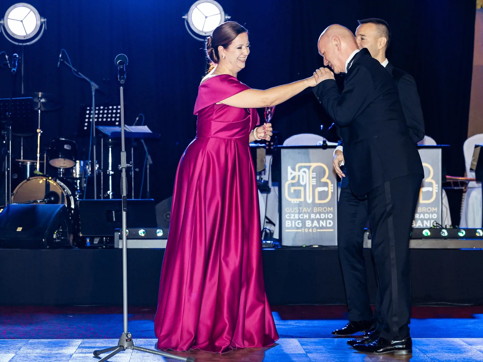 2. ročník univerzitného plesu v Trnave. Rektorka UCM, prof. Mgr. Katarína Slobodová Nováková, PhD. a dekan Fakulty zdravotníckych vied UCM v Trnave Juraj Štofko,