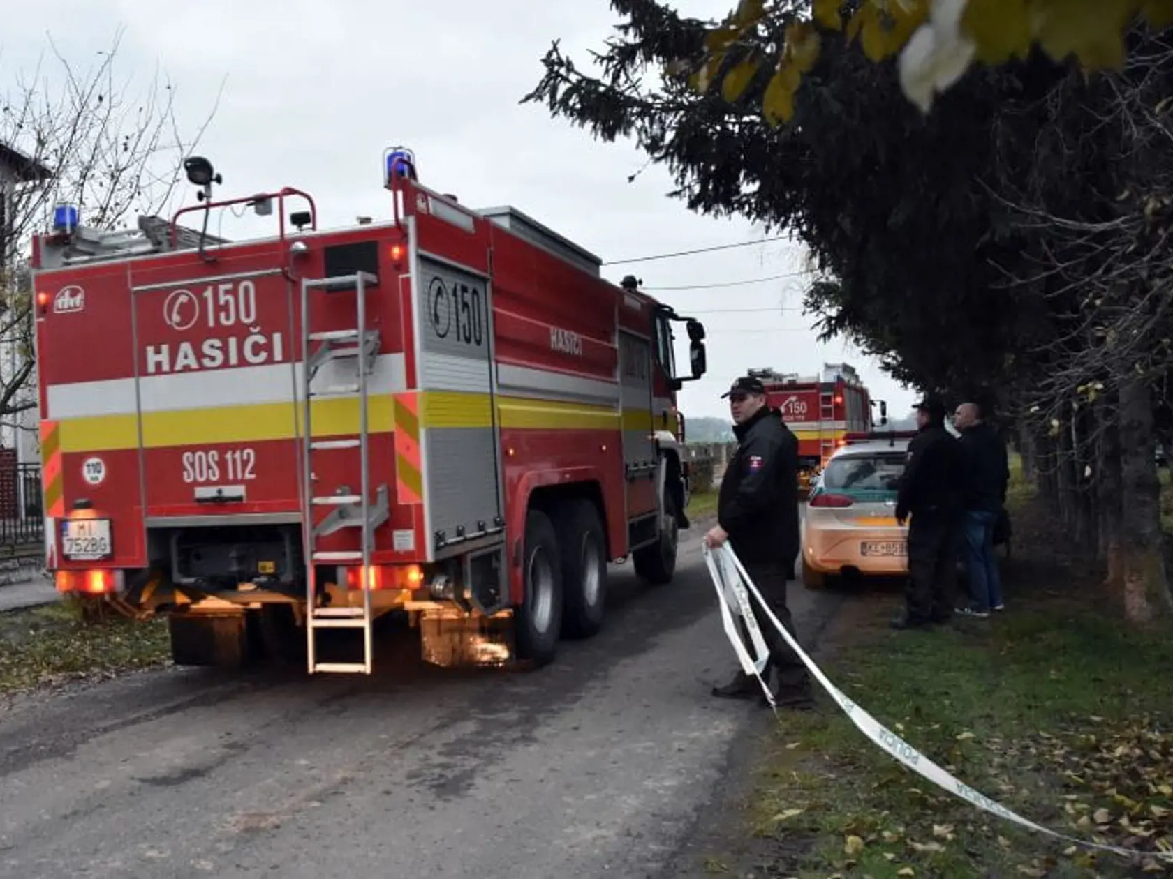 Nehoda vrtuľníka: Zomrelo pri nej minimálne šesť ľudí.