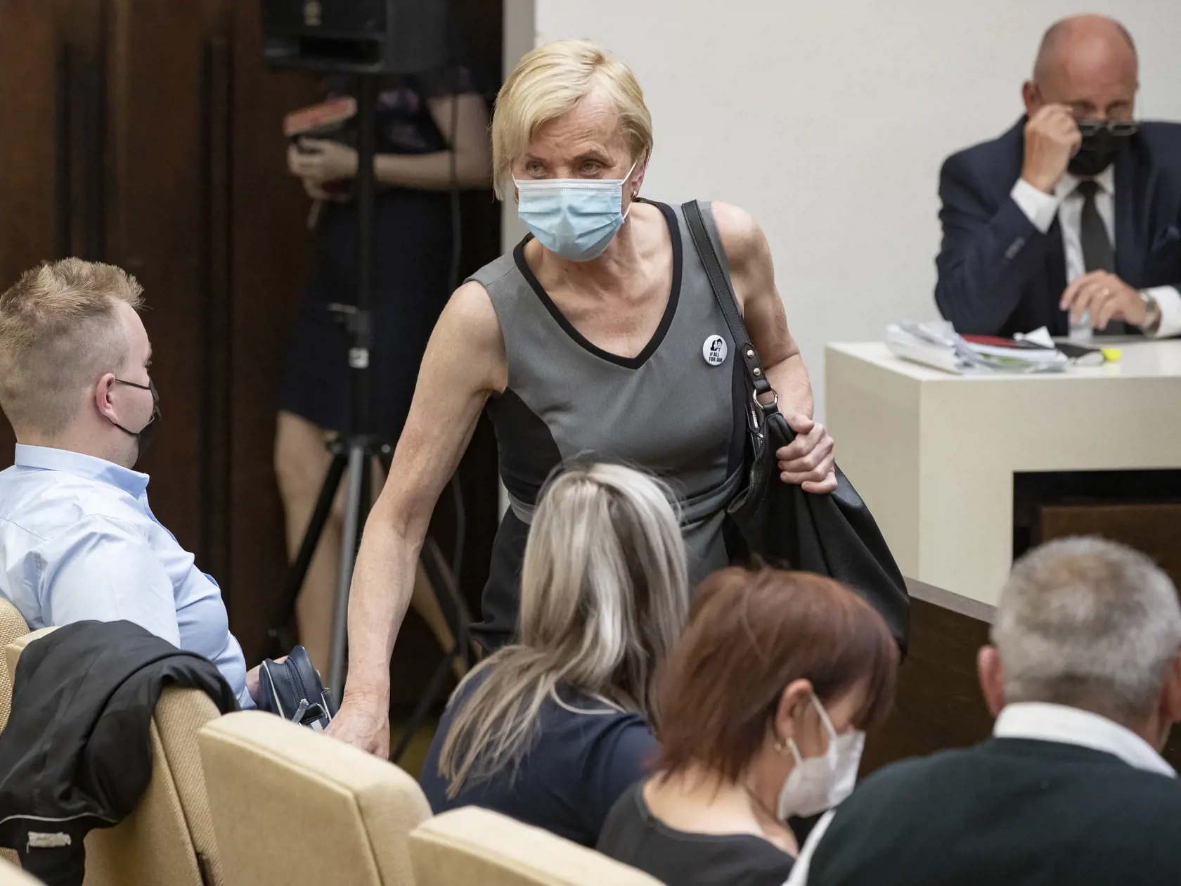Verejné zasadnutie Najvyššieho súdu SR vo veci odvolania voči rozsudku v prípade vraždy investigatívneho novinára Jána Kuciaka a jeho snúbenice Martiny Kušnírovej. Na snímke je Zlatica Kušnírová a jej právny zástupca Roman Kvasnica.
