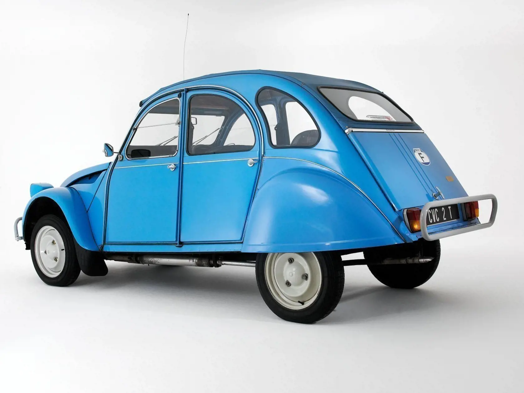 Citroën 2CV patrí aj dnes k mimoriadne populárnym