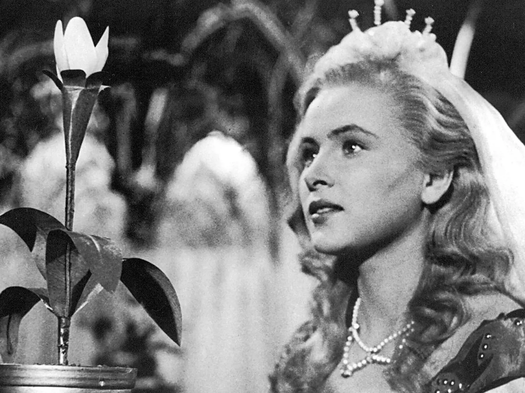 Alena Vránová v legendárnej Pyšnej princeznej.