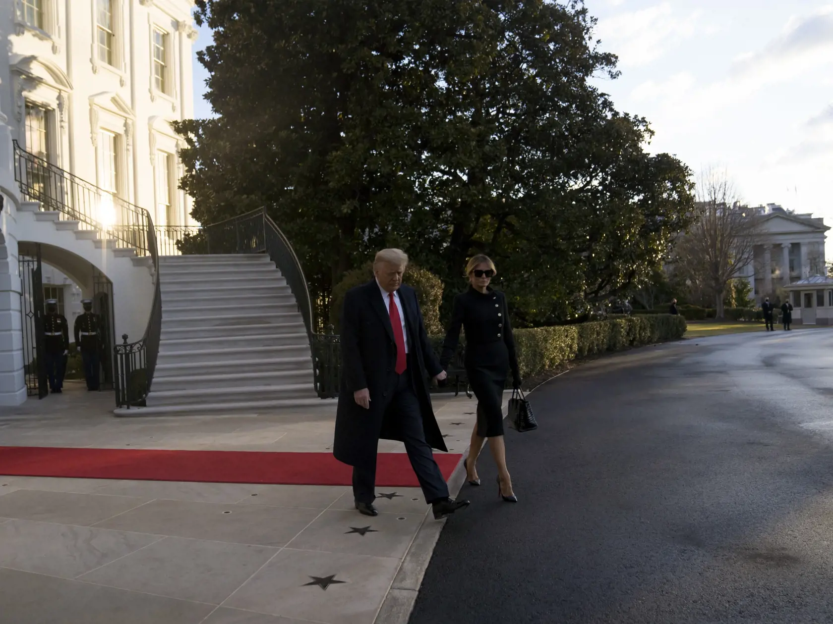 Donald a Melania Trumpovci sa lúčia s Bielym domom.
