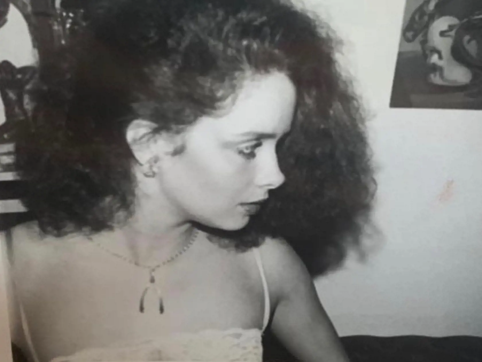 Krásna Kathy Hill pracovala ako modelka.
