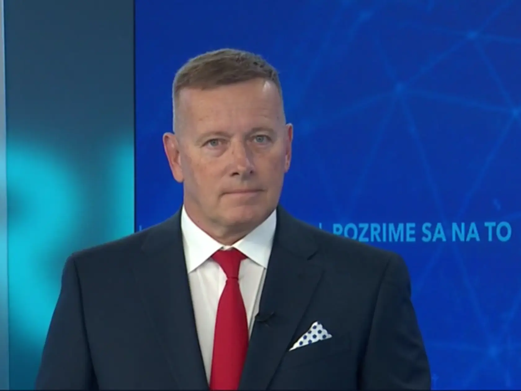 Boris Kollár ukázal v televízii svoj zmenený imidž a nové háro. 