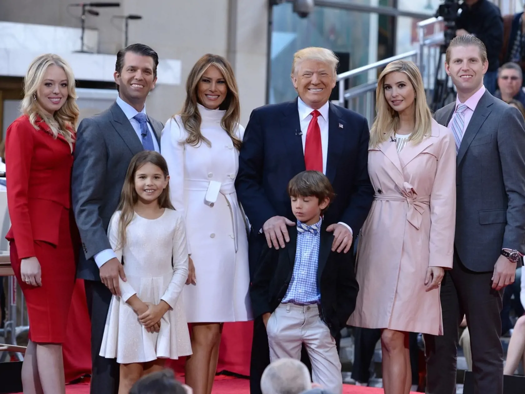 Donalda sprevádzala rodina až na víťazné pódium.