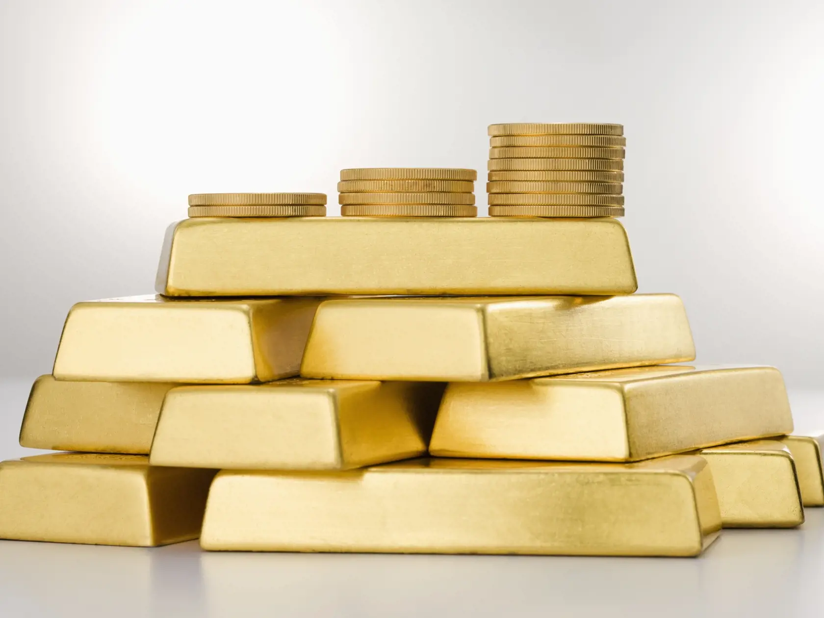 Aktuálna cena zlata na trhu je približne 58 000 € za kilogram, za 53 miliónov eur by ste si mohli kúpiť približne 914 kg zlata. (Ilustračná fotka)