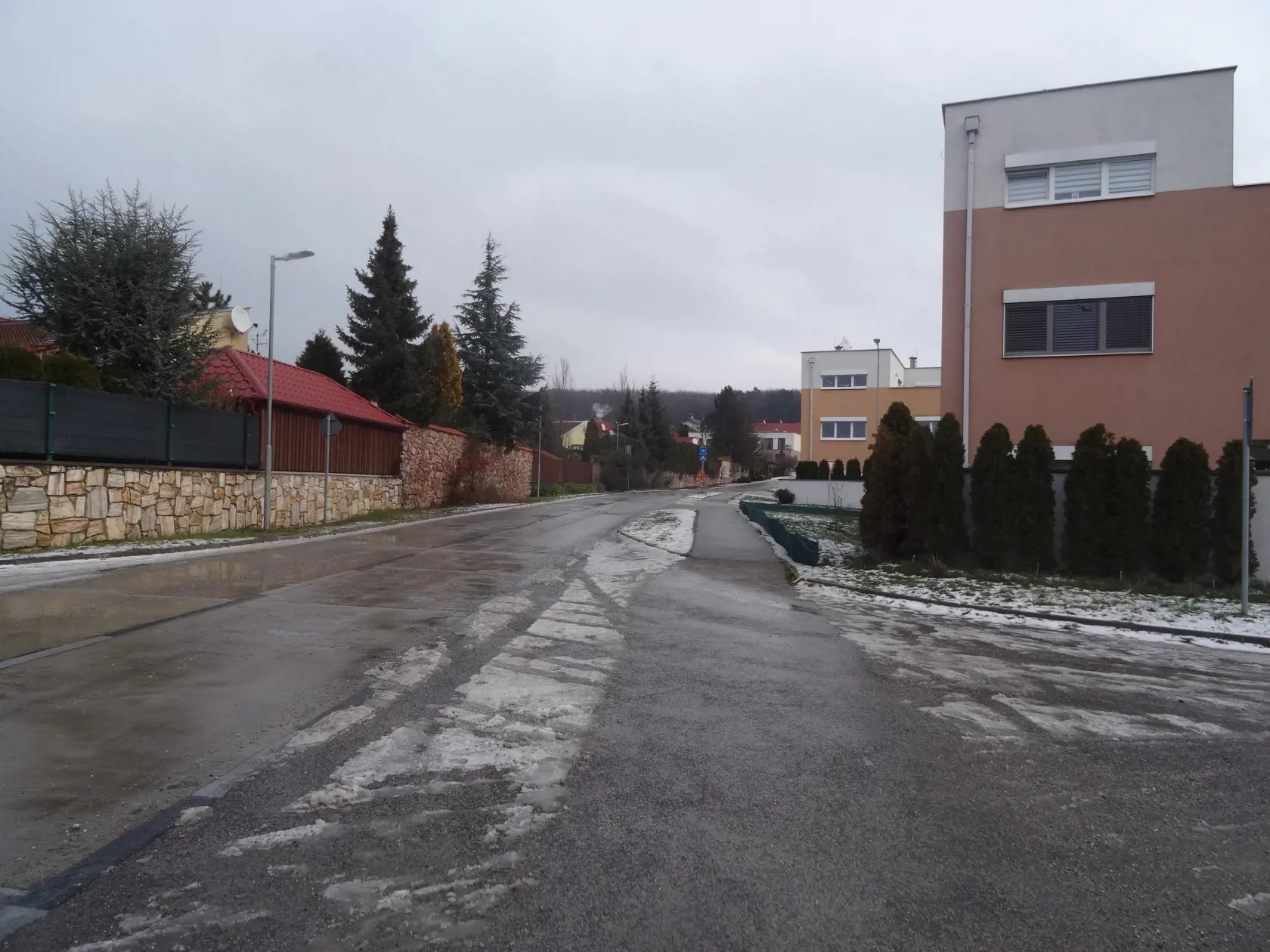 Nová ulica v Malej Ide.