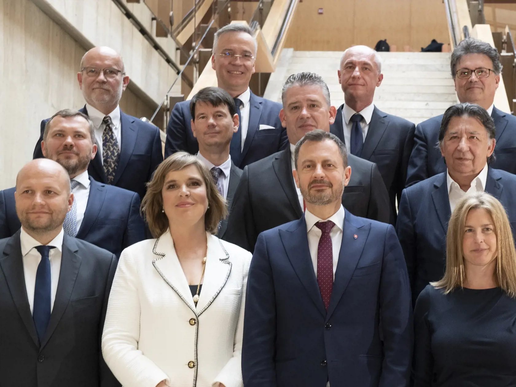 Eurofondy označil odborník za dlhodobý slovenský problém, keďže ich dostávame viac, než dokážeme čerpať. „Každé jedno programovacie obdobie sa končí tým, že sa európsku komisiu snažíme ‚ukecať‘, aby počkala s termínmi a umožnila nám zmeniť obsah čerpania,“ konštatoval.