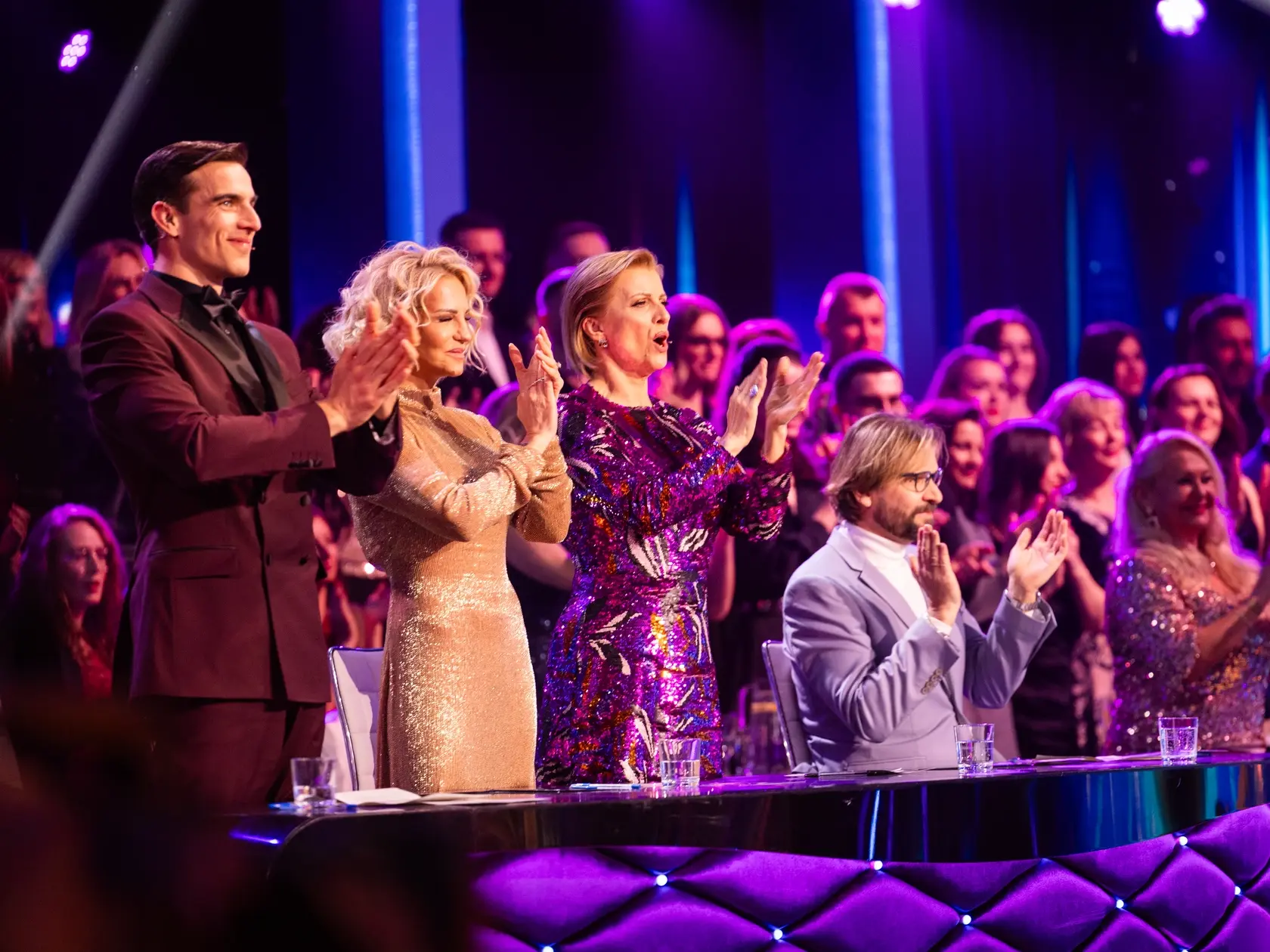 Na snímke porota Ján Ďurovčík, Tatiana Drexler, Adam Bardy, Dara Rolins počas šiesteho kola Let's dance 2025. 