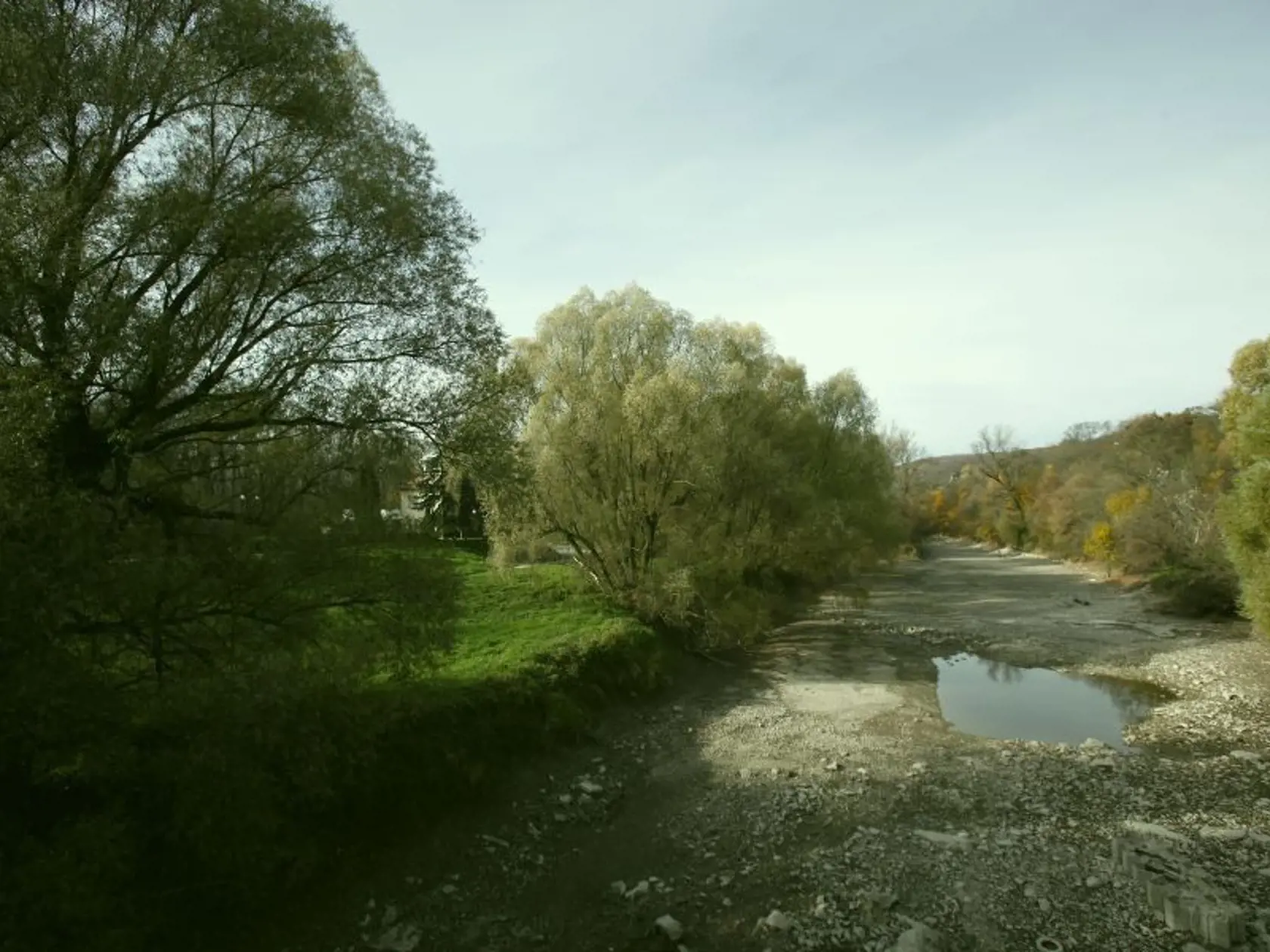 Vďaka tomuto ramenu Dunaja je Sihoť ostrovom.