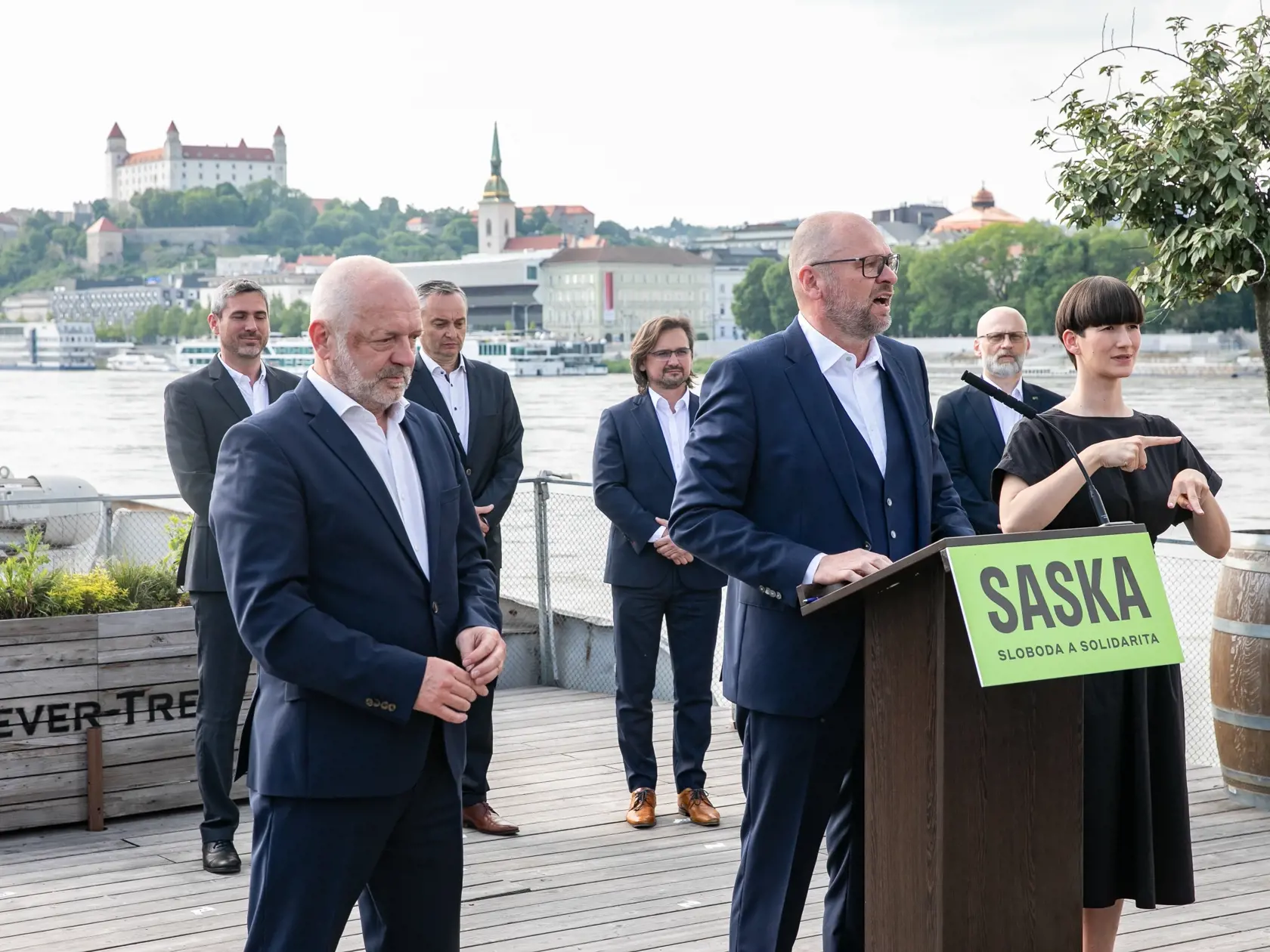 Predstavenie kandidatky strany Sloboda a Solidarita. Téma: Stretnutie našich TOP 30 kandidátov.