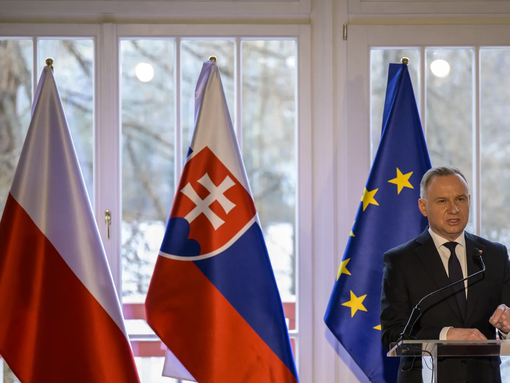 Na snímke poľský prezident Andrzej Duda hovorí počas tlačovej konferencie pri príležitosti rozlúčkovej návštevy na Slovensku na Štrbskom Plese v utorok 1. apríla 2025. FOTO TASR - Veronika Mihaliková
