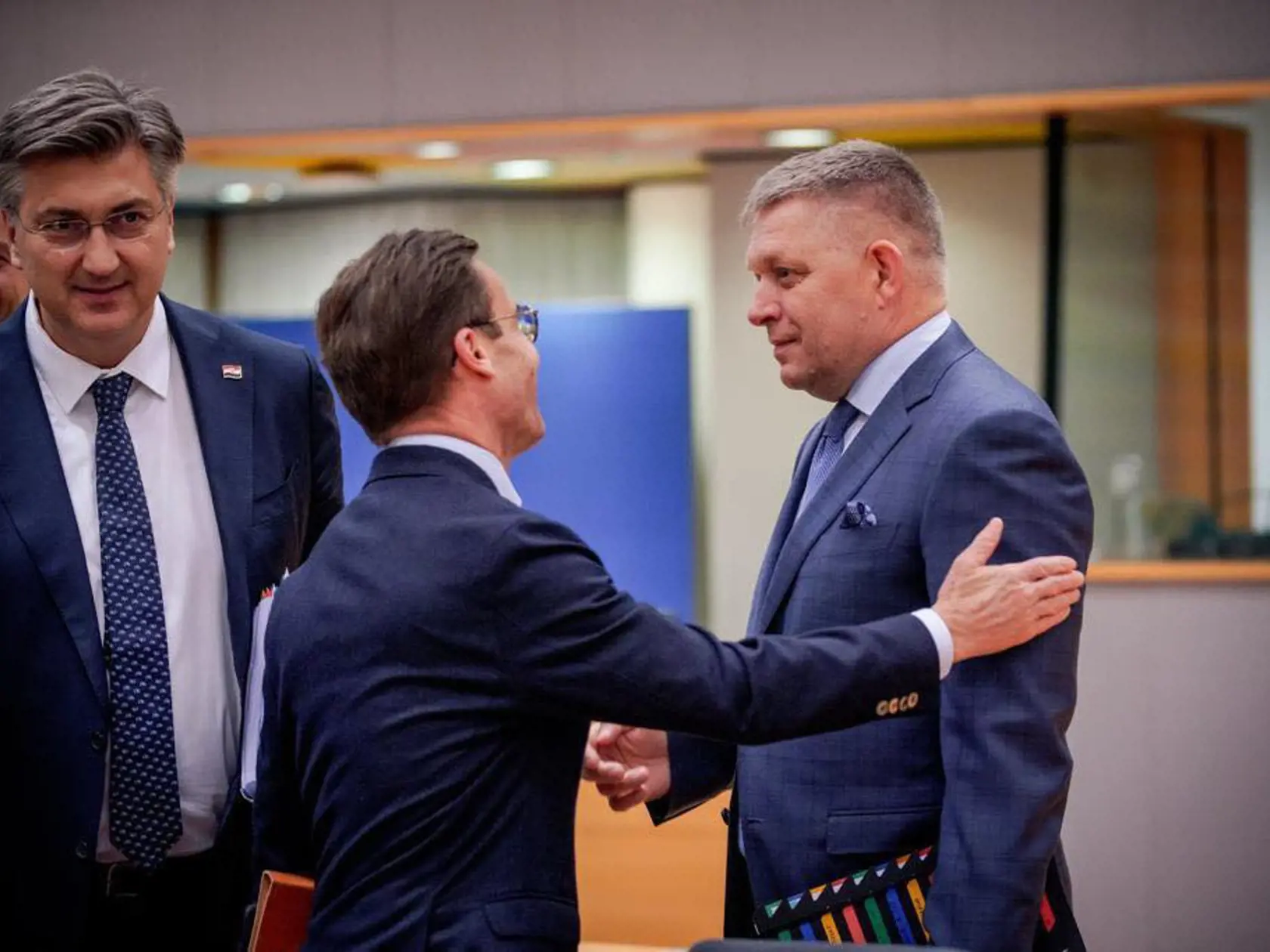 Zasadnutí Európskej rady, ktoré sa konajú 26. a 27. októbra 2023, sa zúčastnil aj Robert Fico.