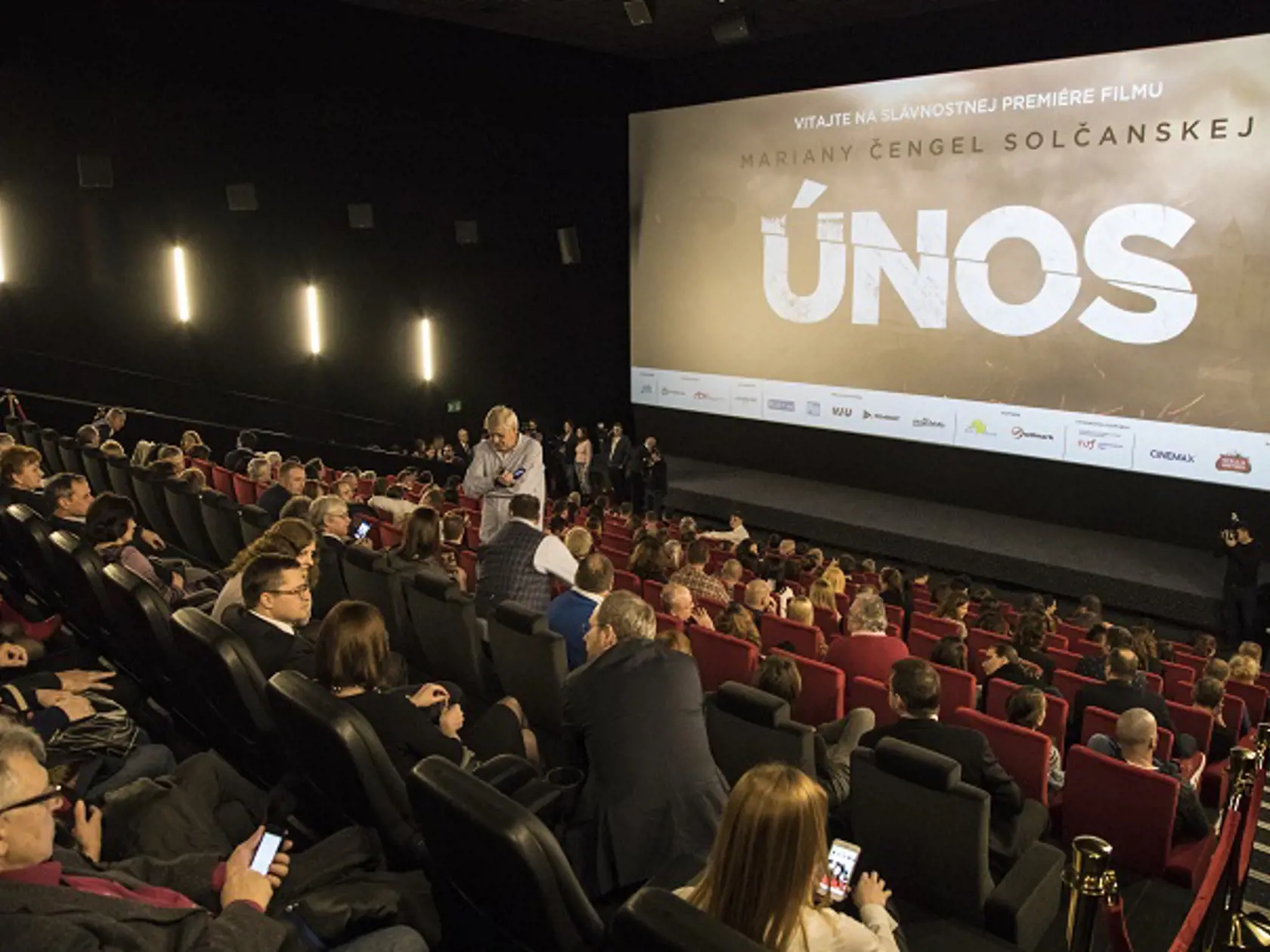 Na snímke hľadisko pred premiérou filmu Únos 1. marca 2017 v Bratislave, ktorý je o únose prezidentovho syna Michala Kováča a o vražde policajta Róberta Remišáka, ktoré doteraz neboli poriadne vyšetrené a nikto za ne nepyká.  FOTO TASR - Dano Veselský