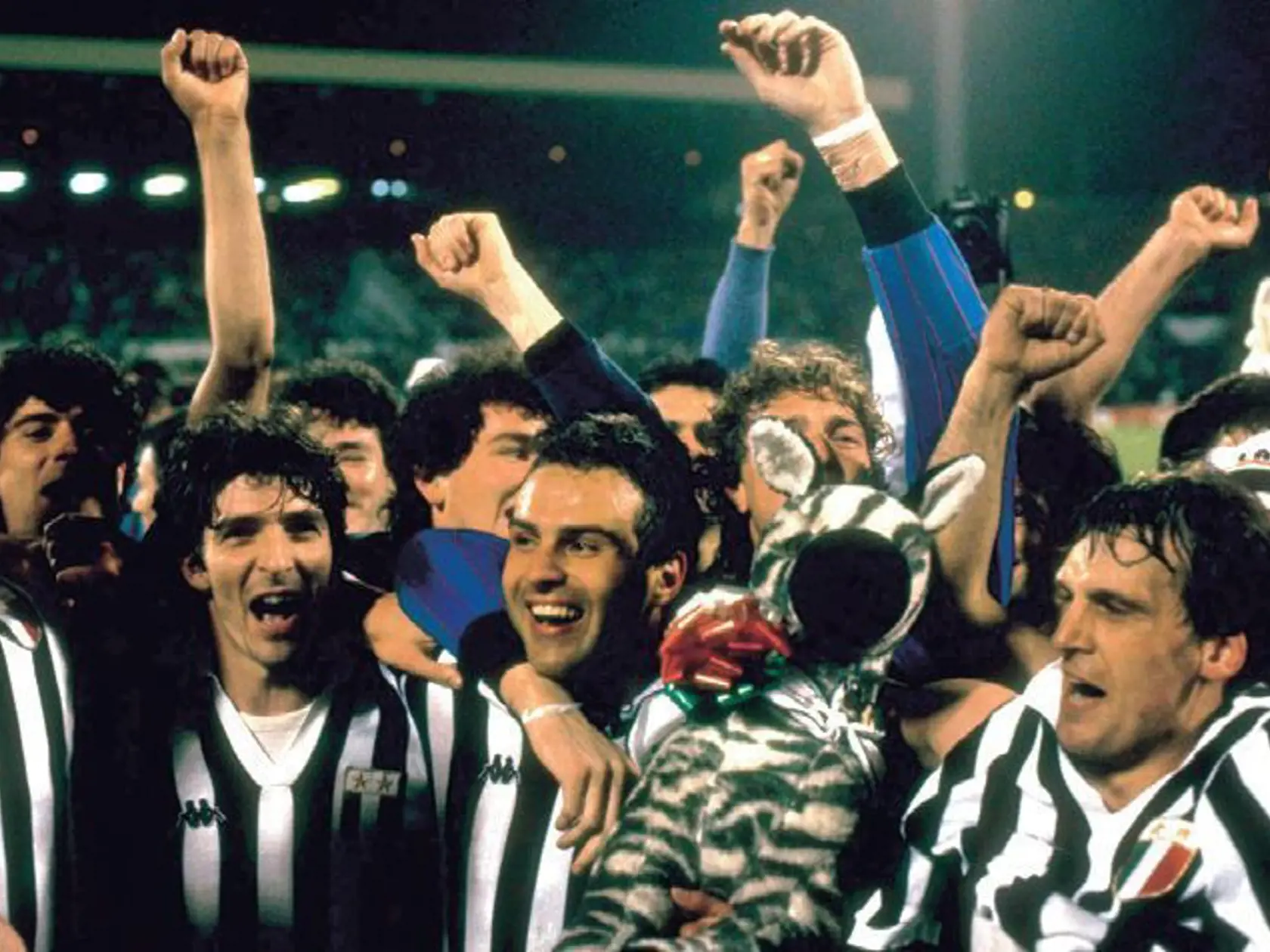 Juventus Turín vyhral a jeho hráči sa tešili,