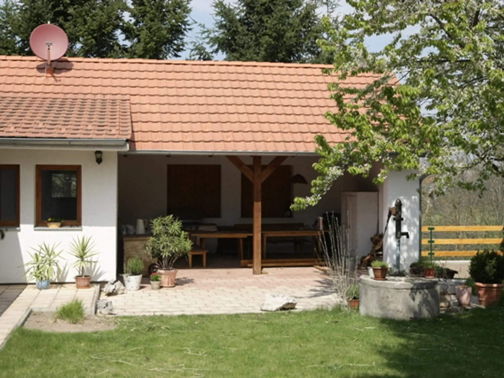 Ady Hajdu má svoju chalupu na Záhorí.