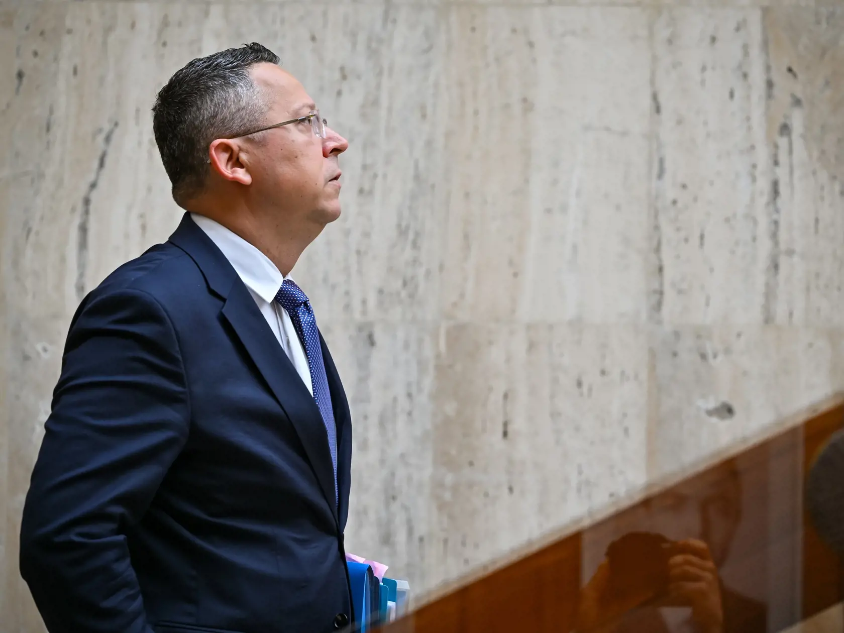 Na snímke minister financií SR Ladislav Kamenický (Smer-SD) počas príchodu na 37. schôdzu vlády SR 5. júna 2024 v Bratislave.