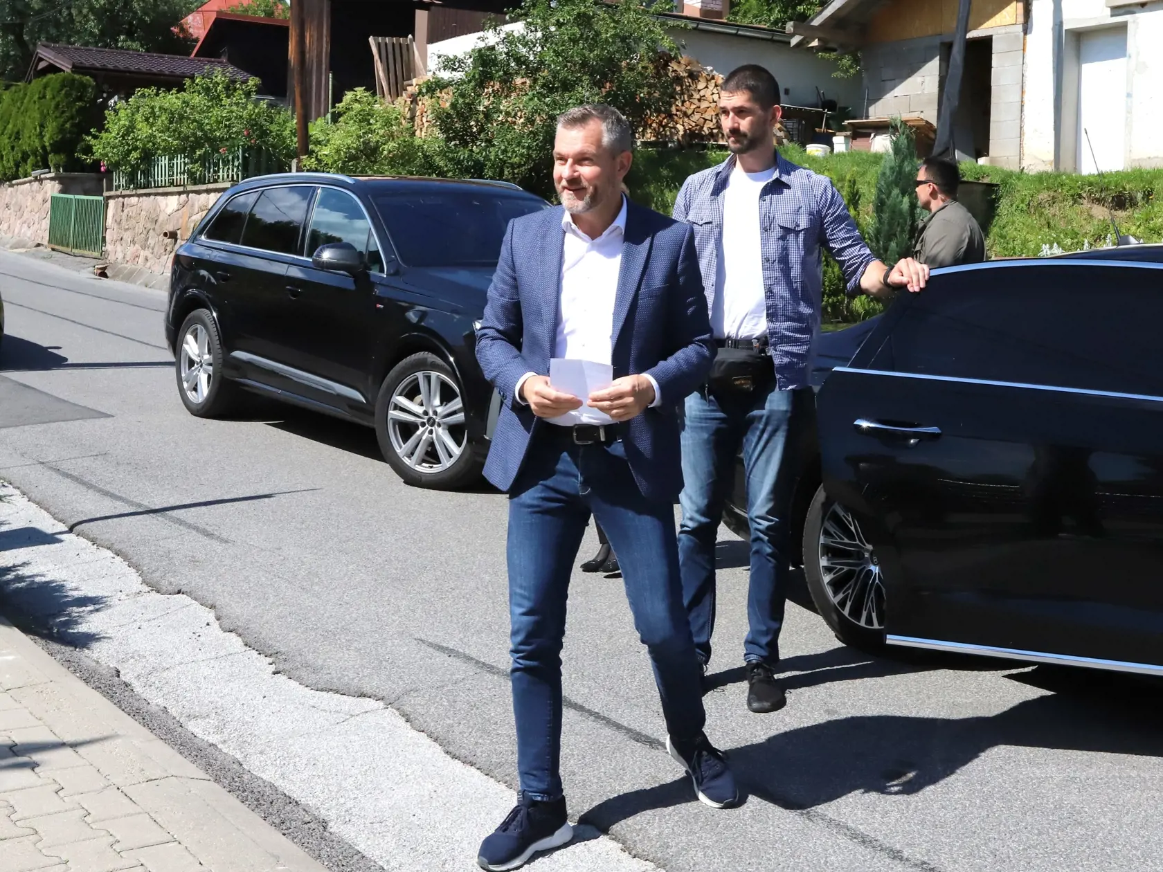 Peter Pellegrini volil v miestnom kultúrnom dome na Králikoch pri Banskej Bystrici.
