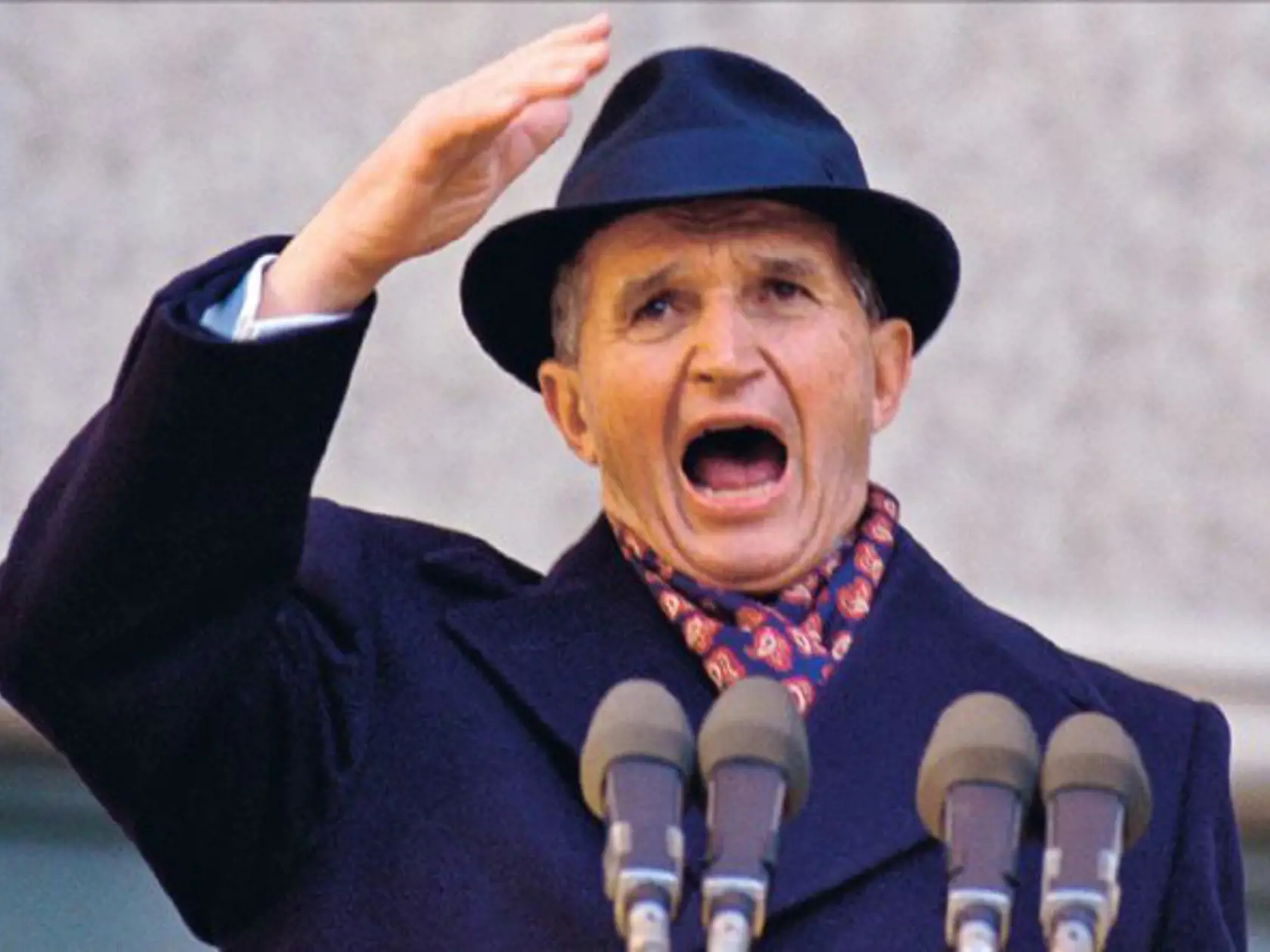 Ešte 24. novembra 1989 CEAUŞESCU takto rečnil