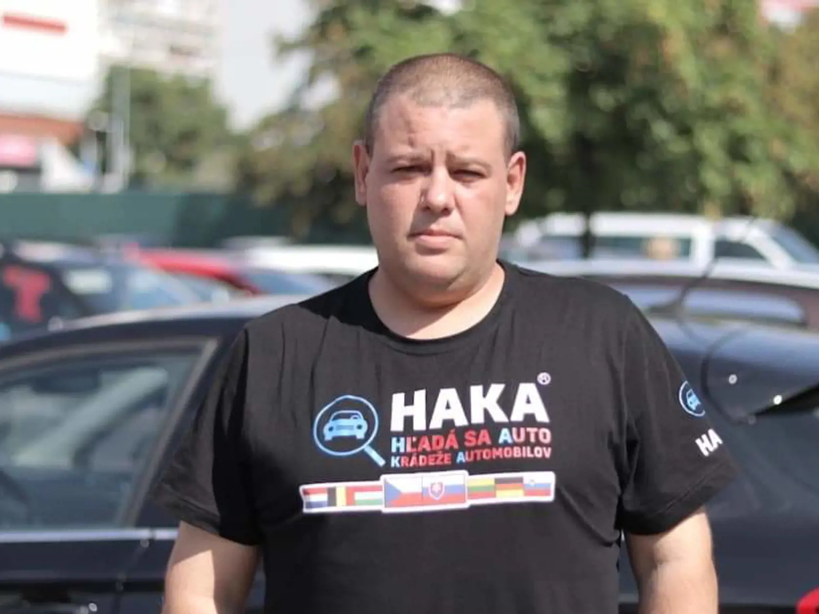 Štefan Farkaš z organizácie HAKA. Tá pátra po kradnutých autách, ale aj osobách.