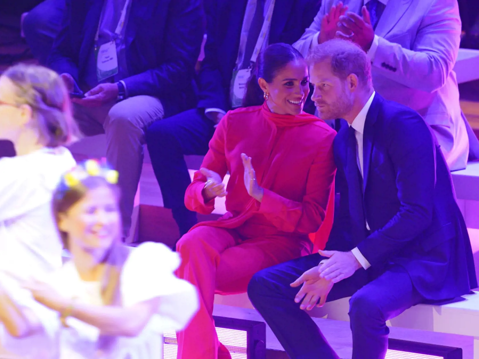 Princ Harry pôsobil po boku Meghan ako jej osobný strážca.