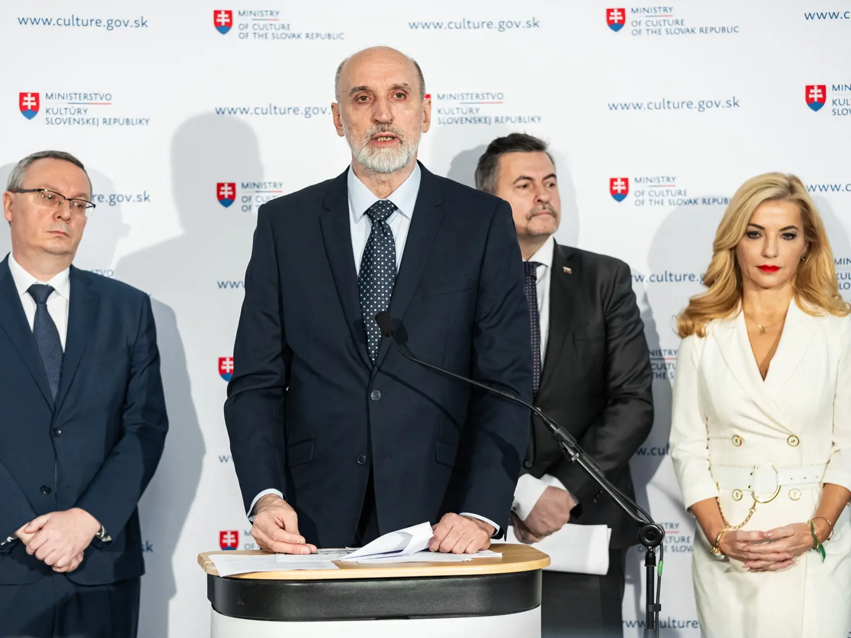 Tlačová konferencia ministerstva kultúry k výsledkom auditu v Slovenskej národnej galérii. Na snímke dočasne poverený riaditeľ SNG Jaroslav Niňaj.