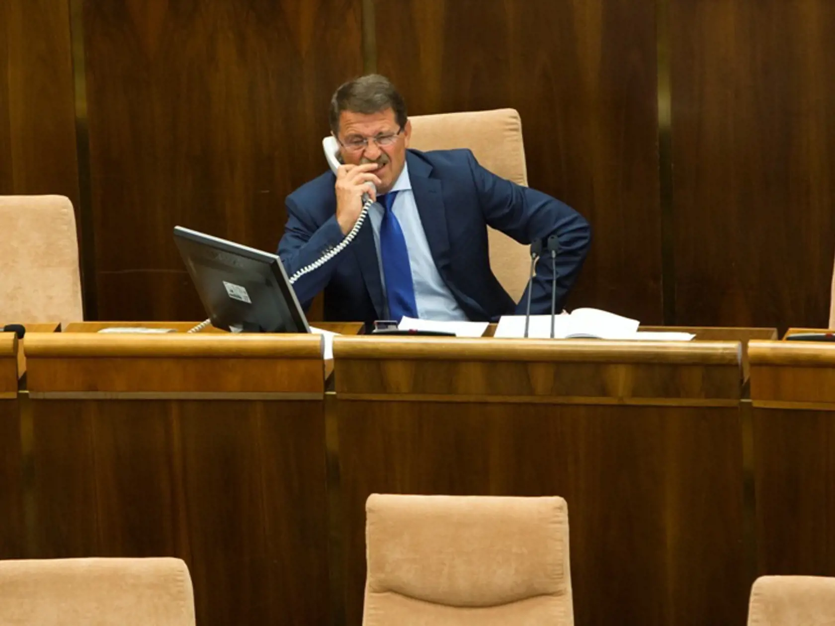 PAVOL PAŠKA: Ako vyrieši situáciu so zatekajúcimi priestormi?