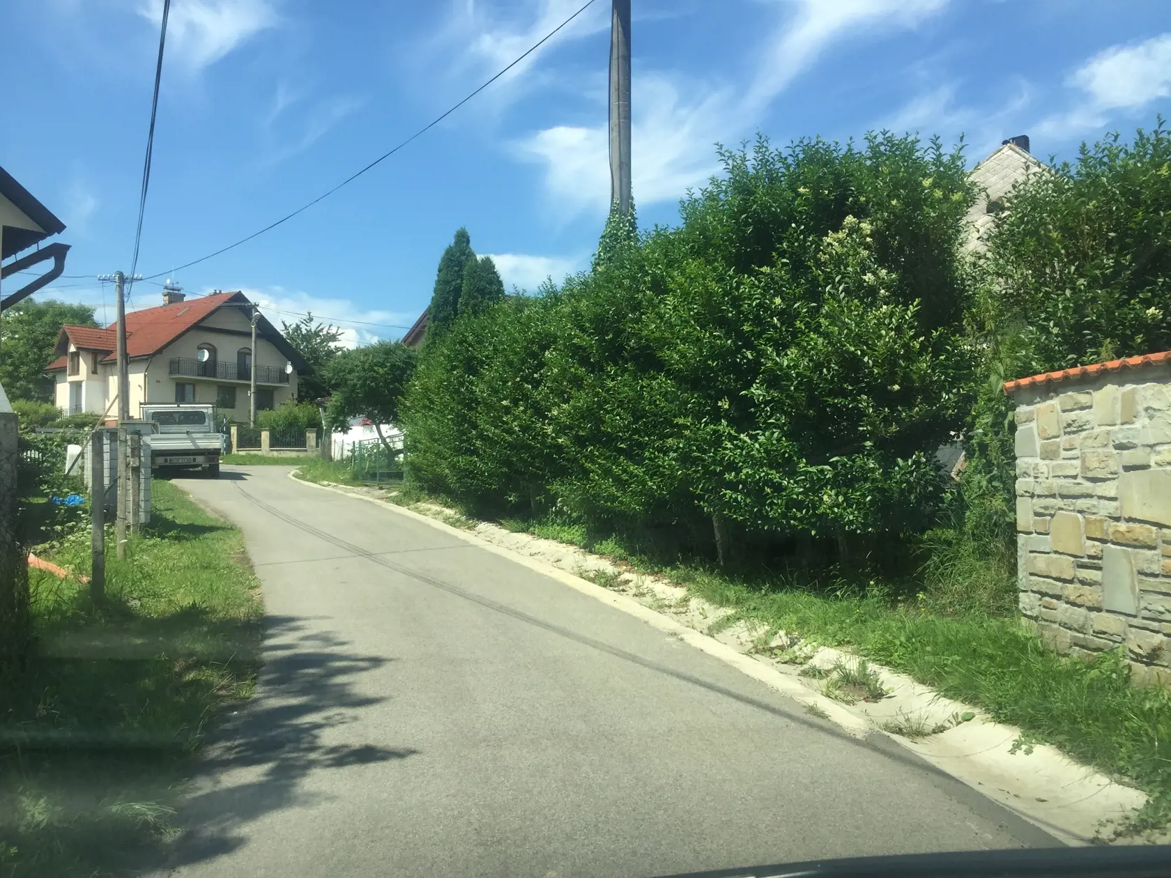 Zasypaný rigol, za ktorý zaplatili cez 100-tisíc eur.